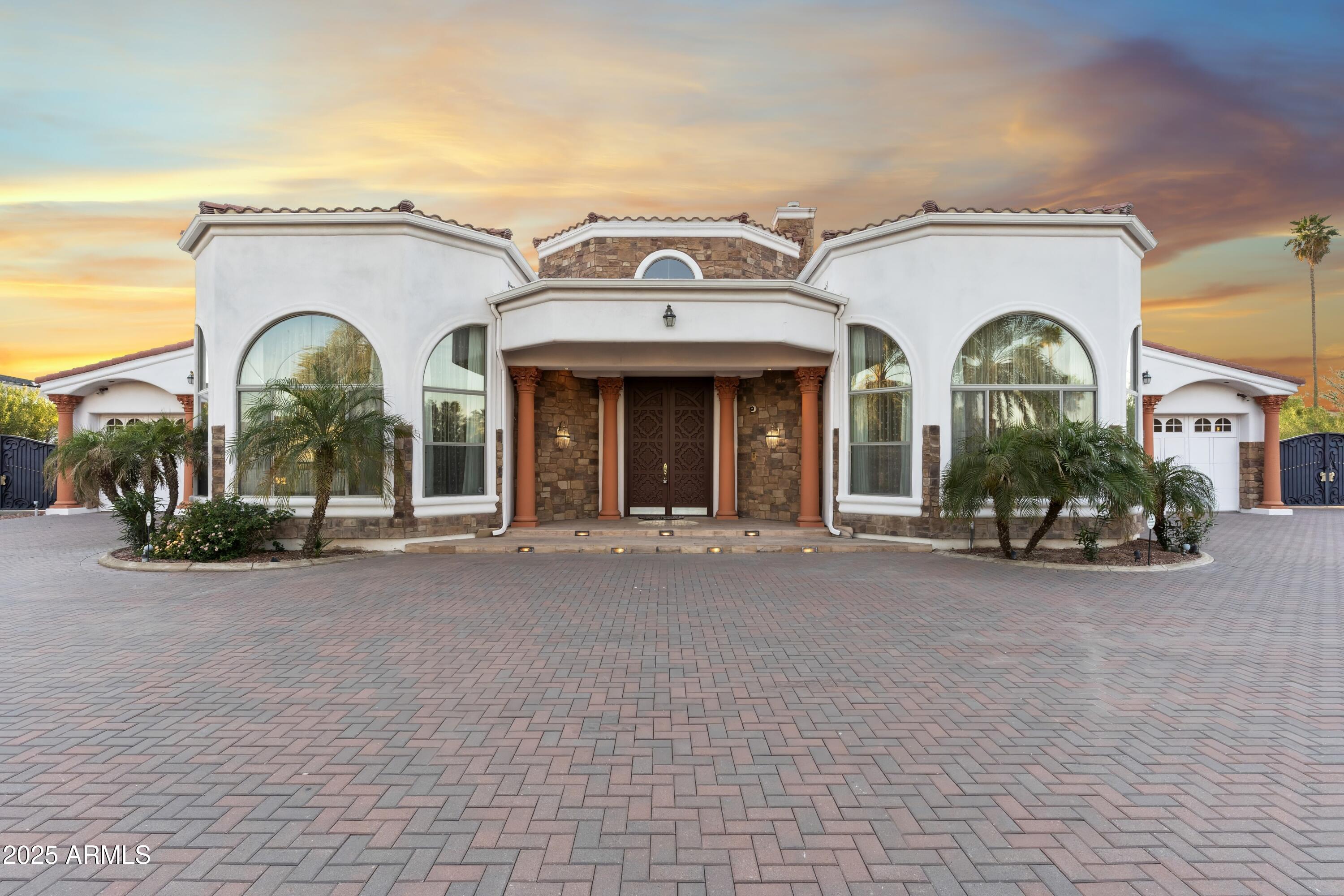 Paradise Valley - Residential
