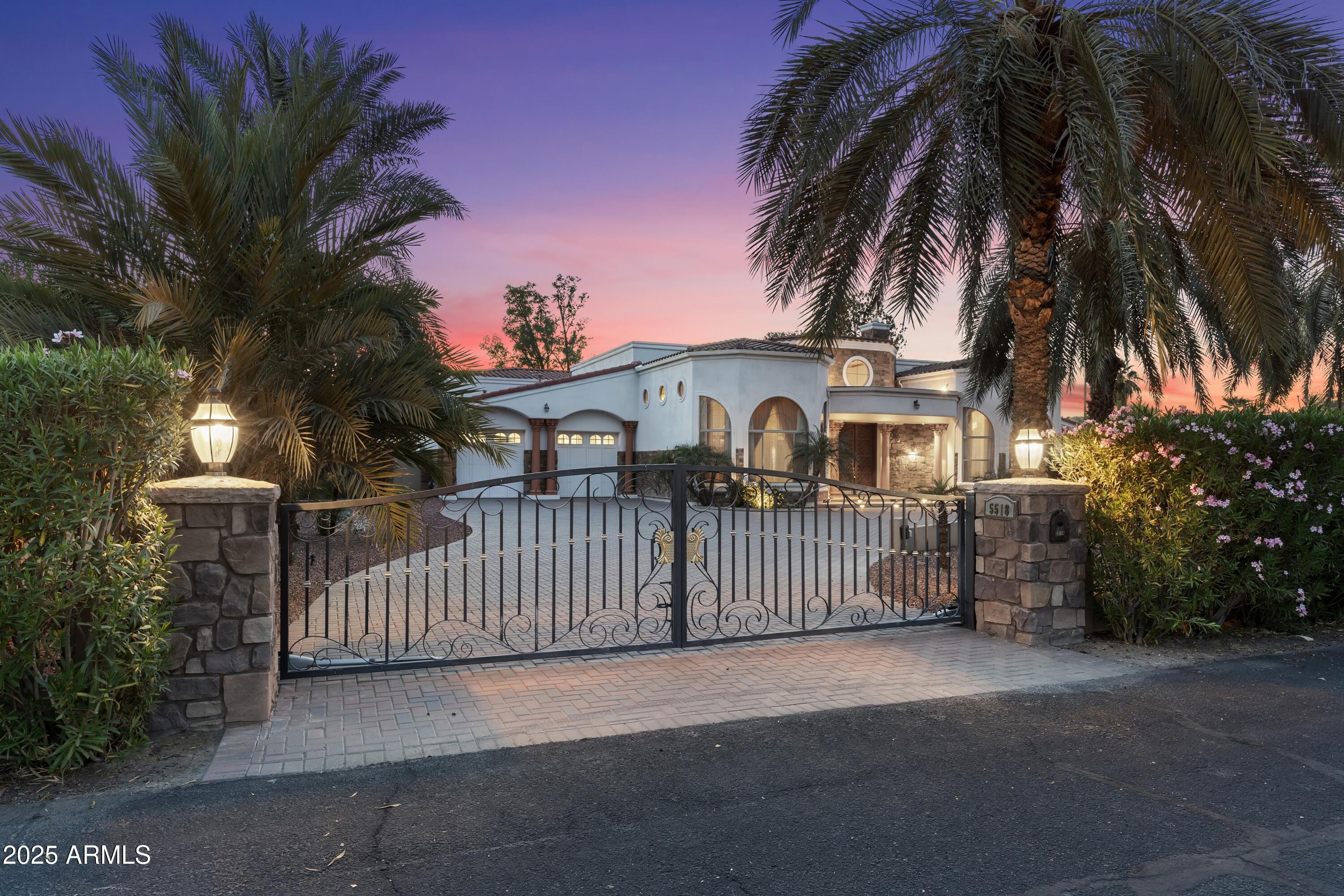 Paradise Valley - Residential