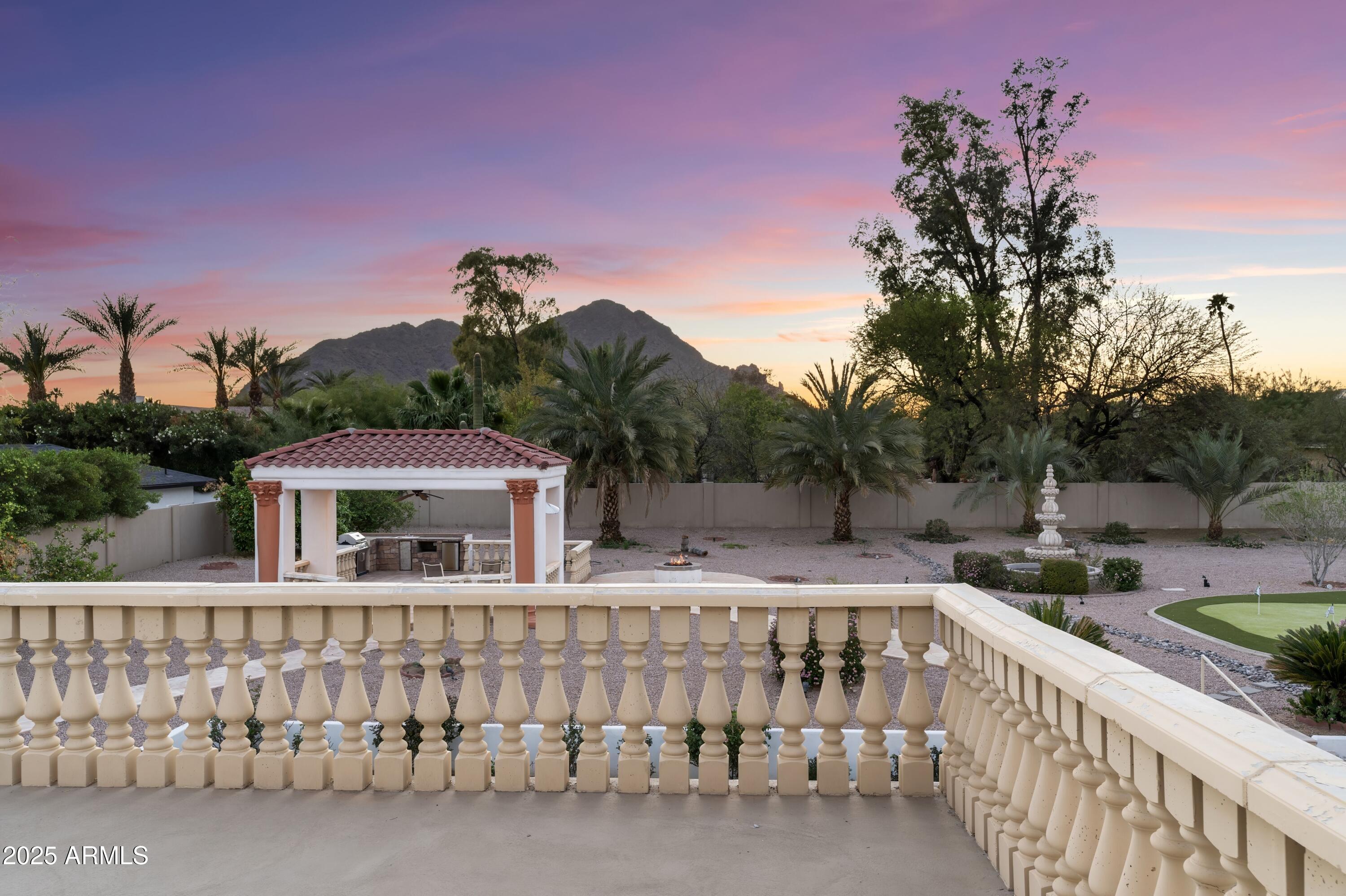 Paradise Valley - Residential