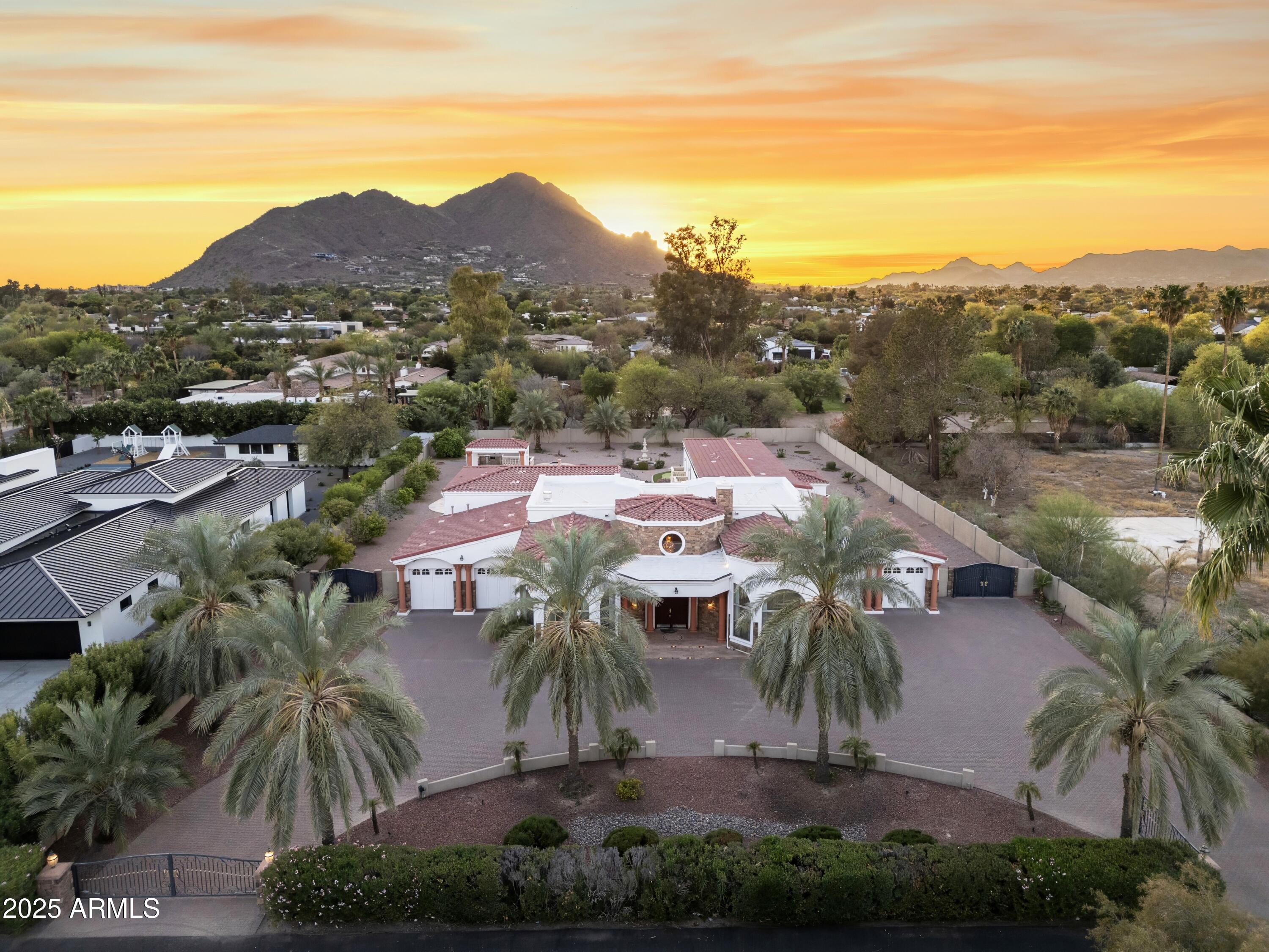 Paradise Valley - Residential
