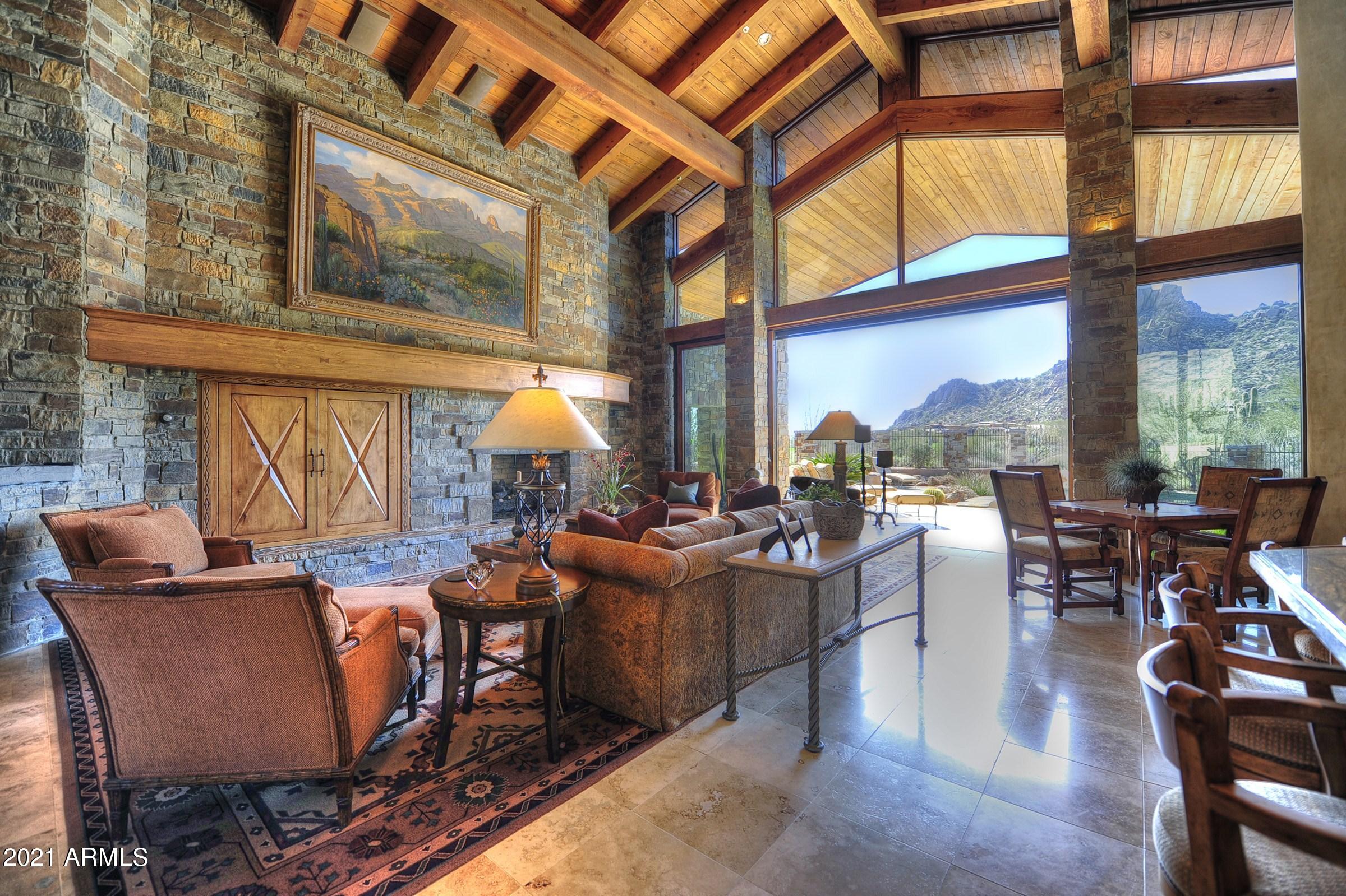 ESTANCIA - Residential