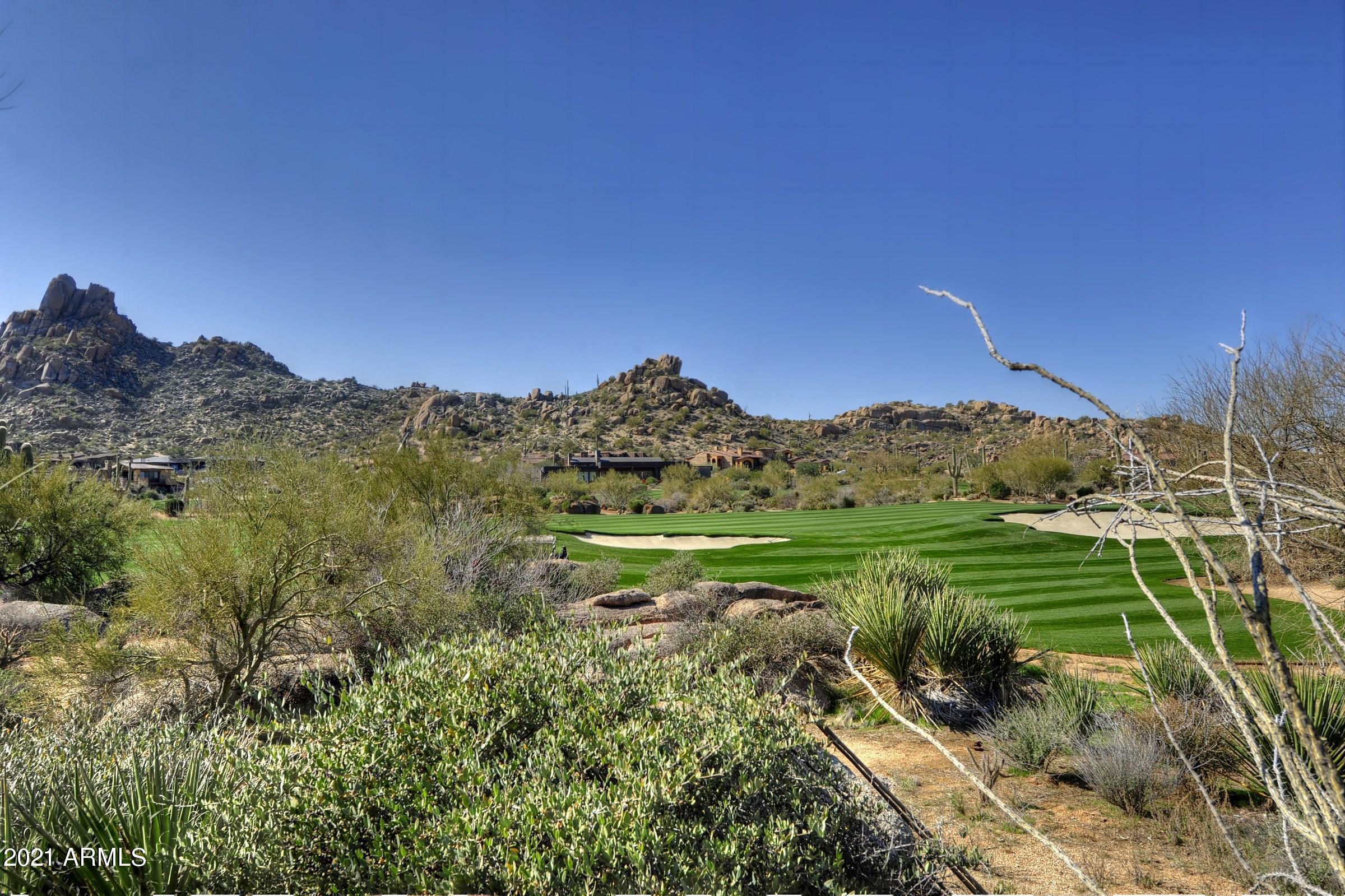 ESTANCIA - Residential