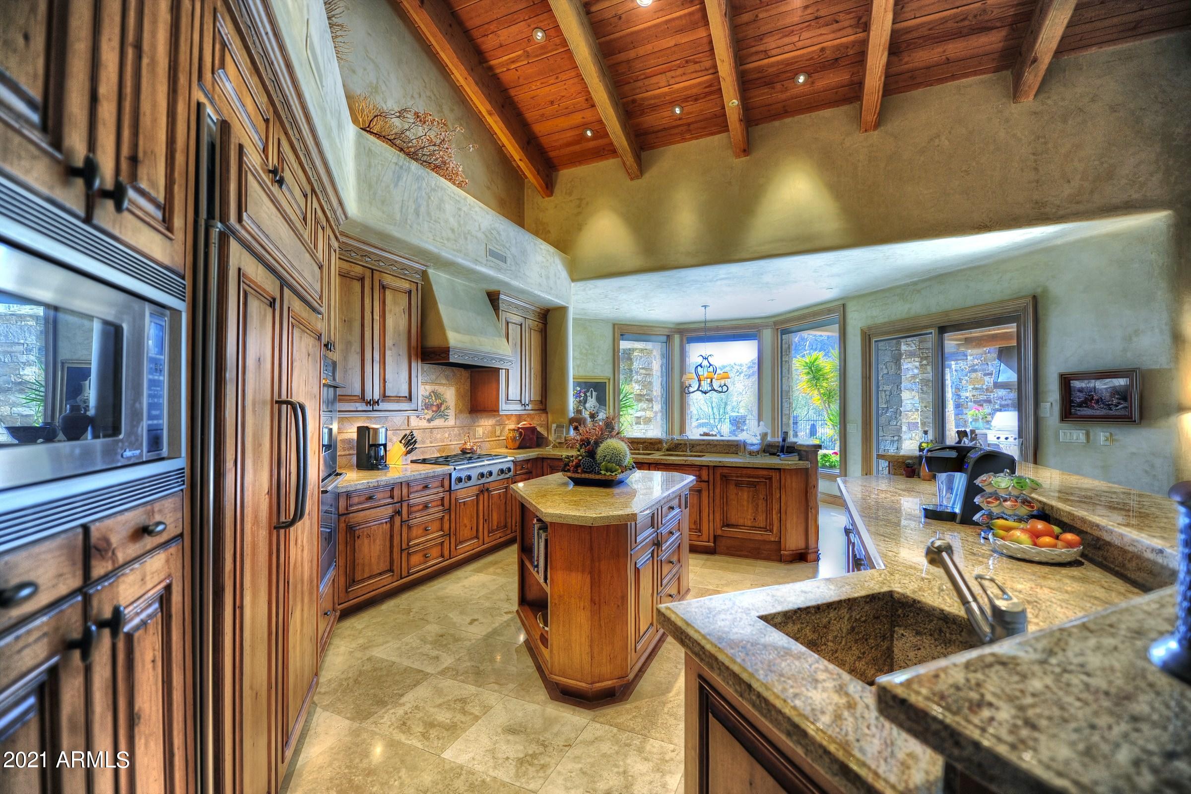 ESTANCIA - Residential