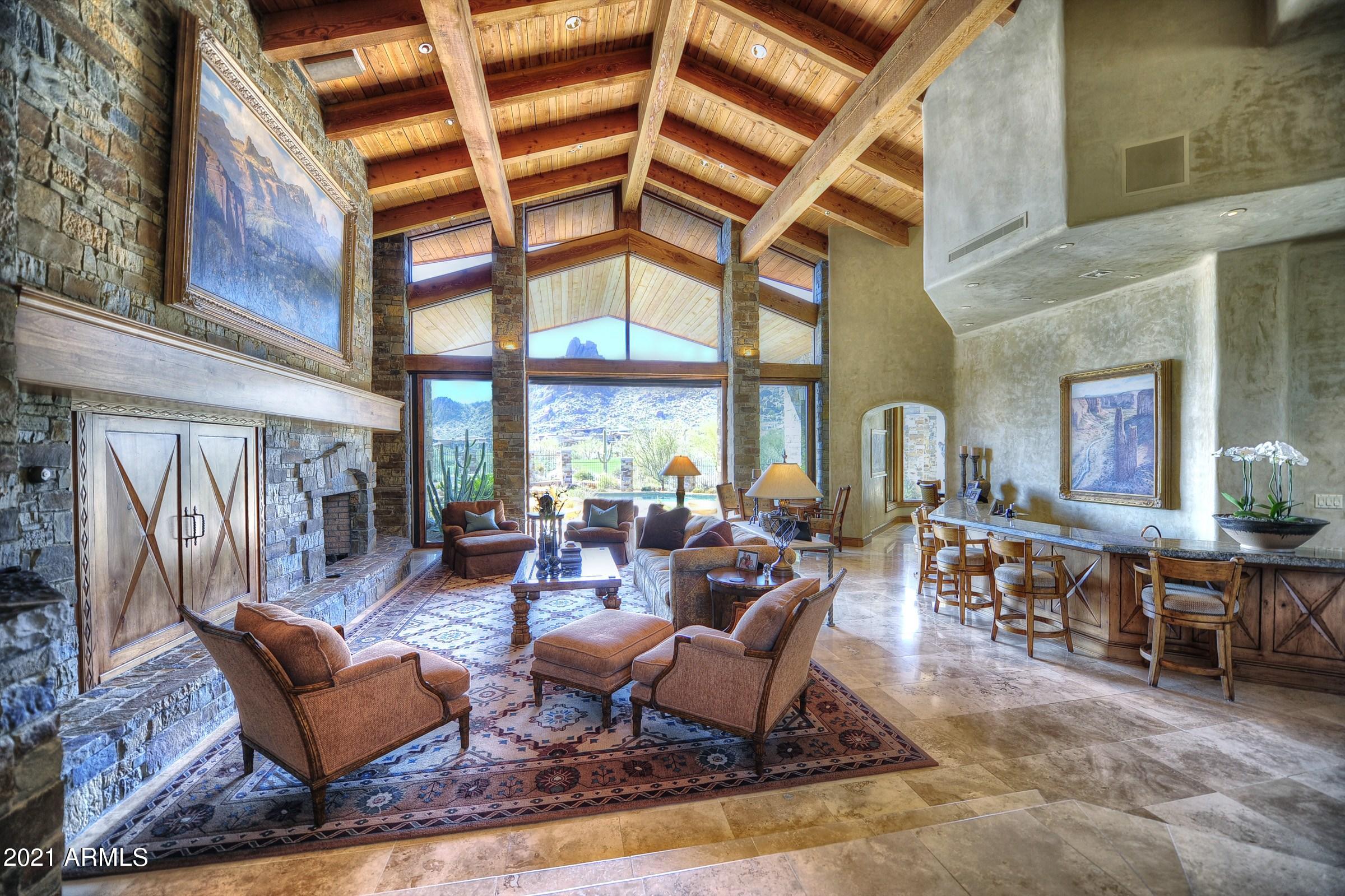 ESTANCIA - Residential
