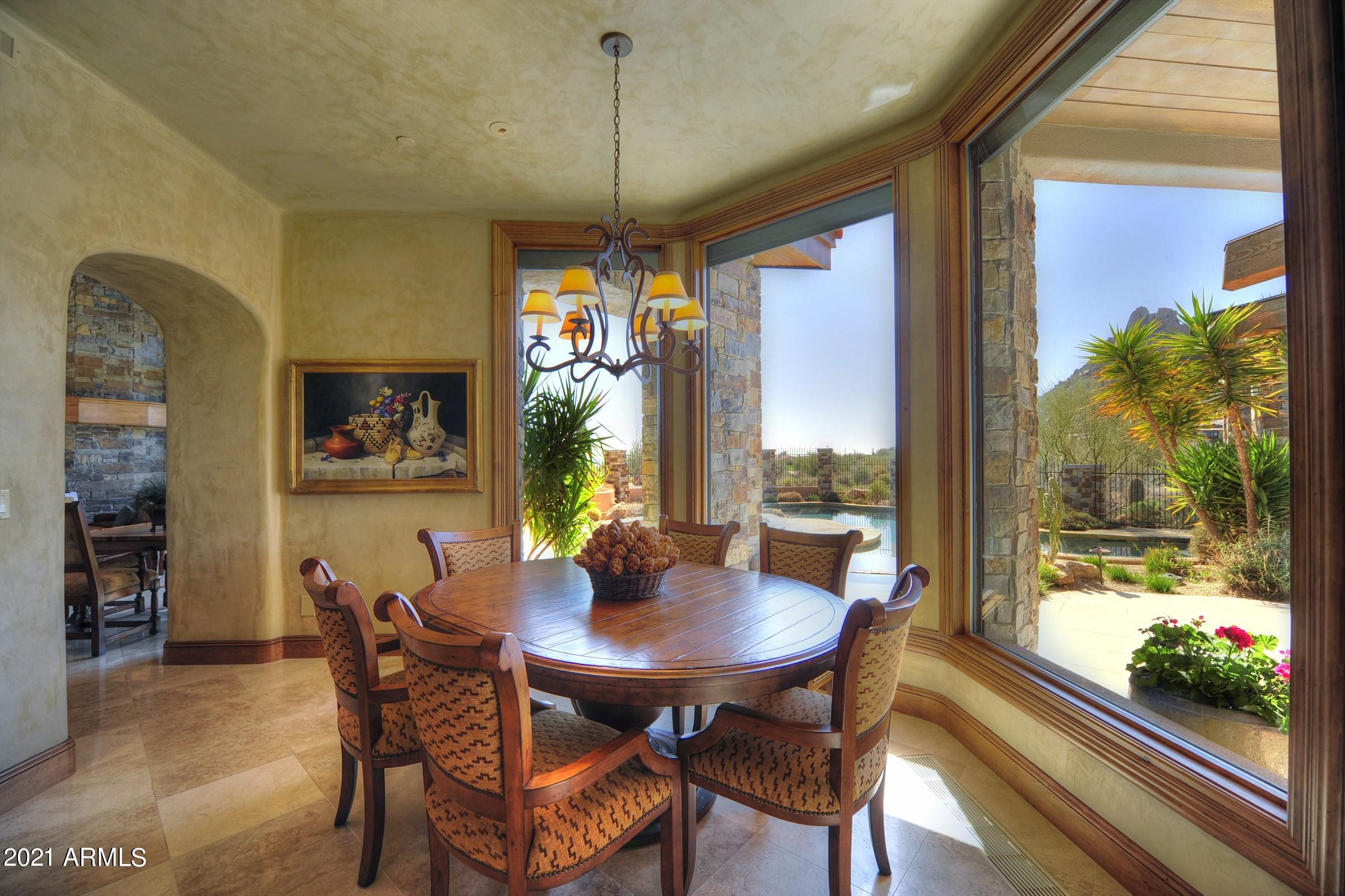 ESTANCIA - Residential