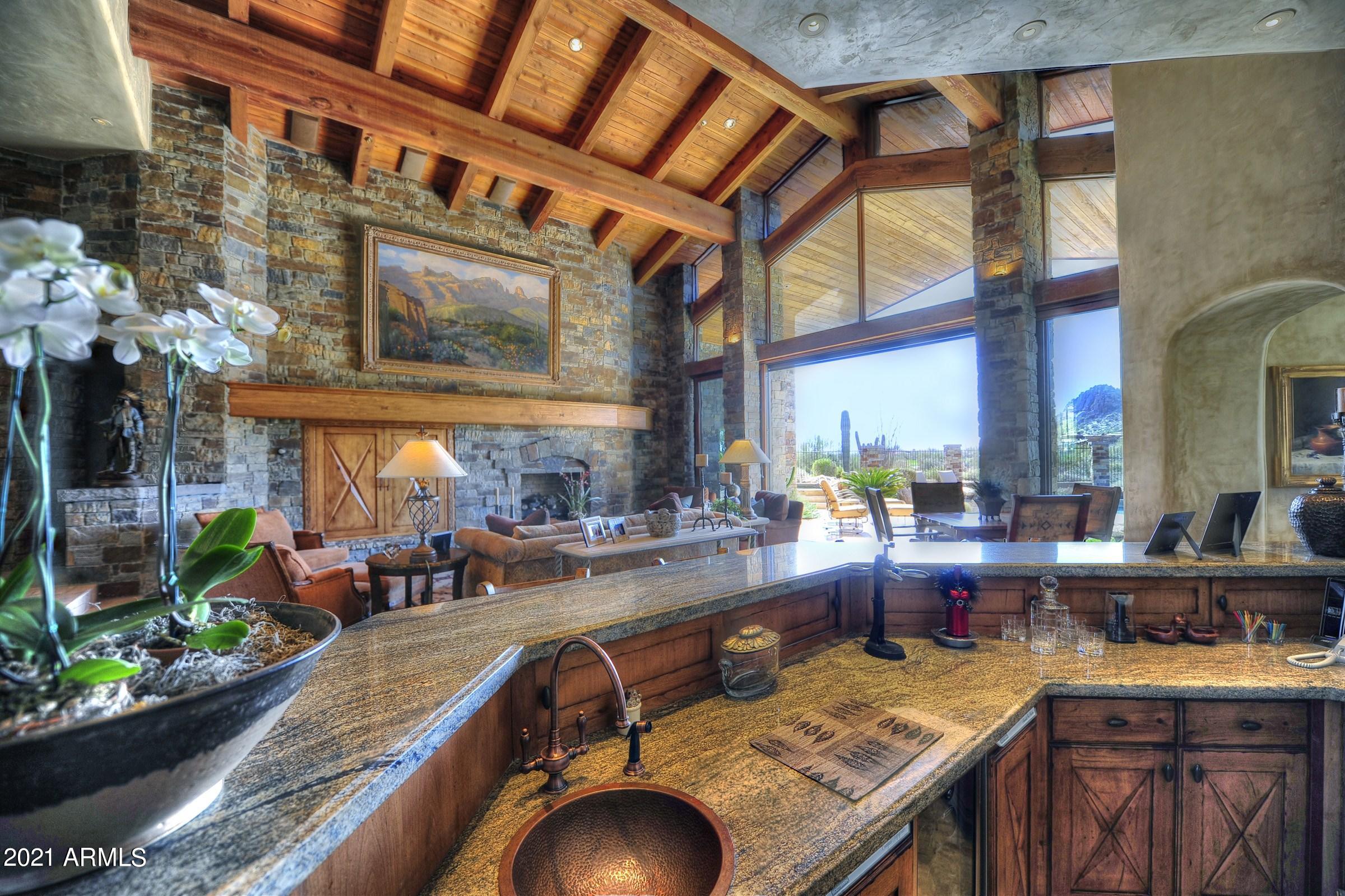 ESTANCIA - Residential