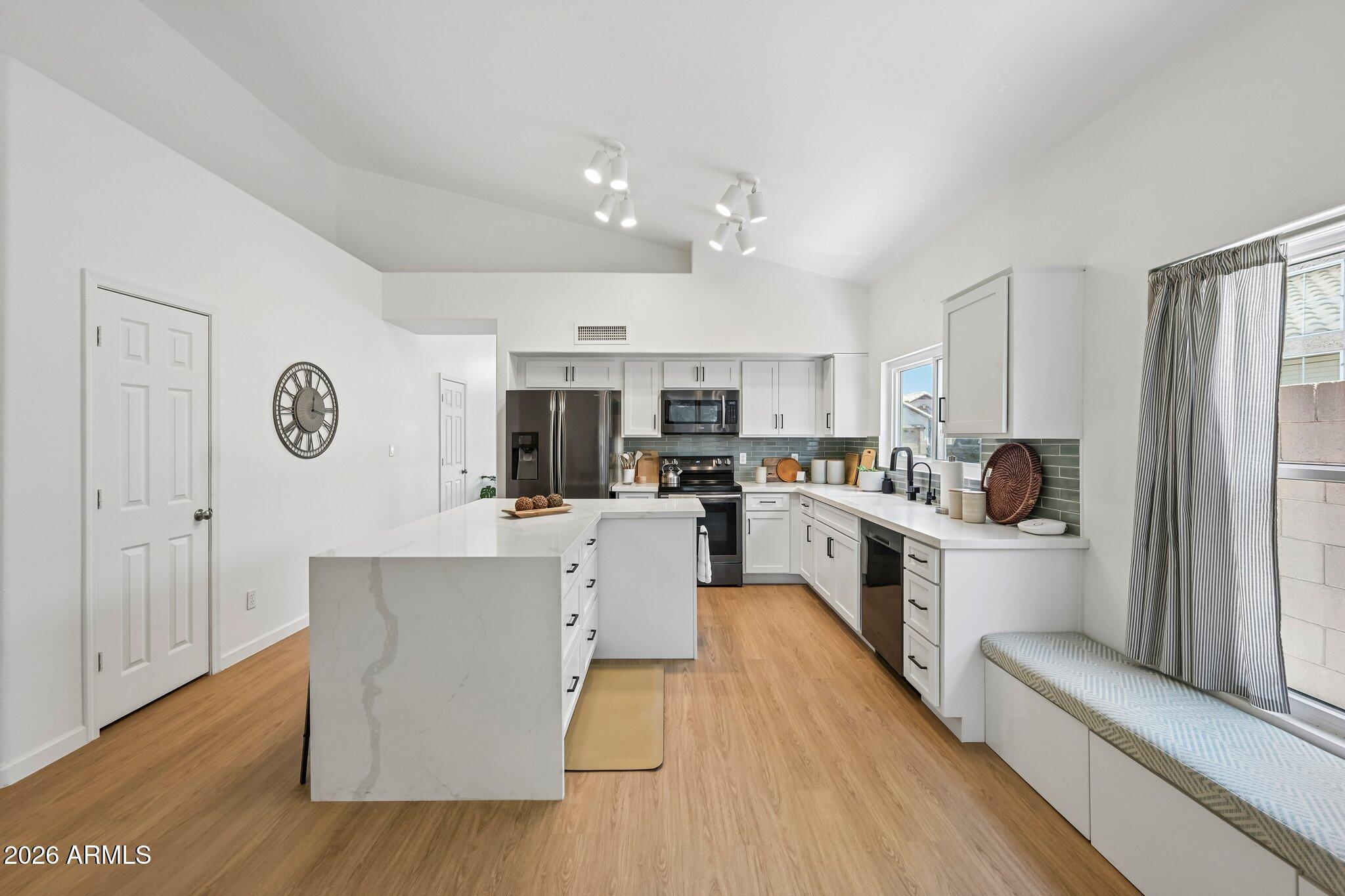 CAPISTRANO - Residential