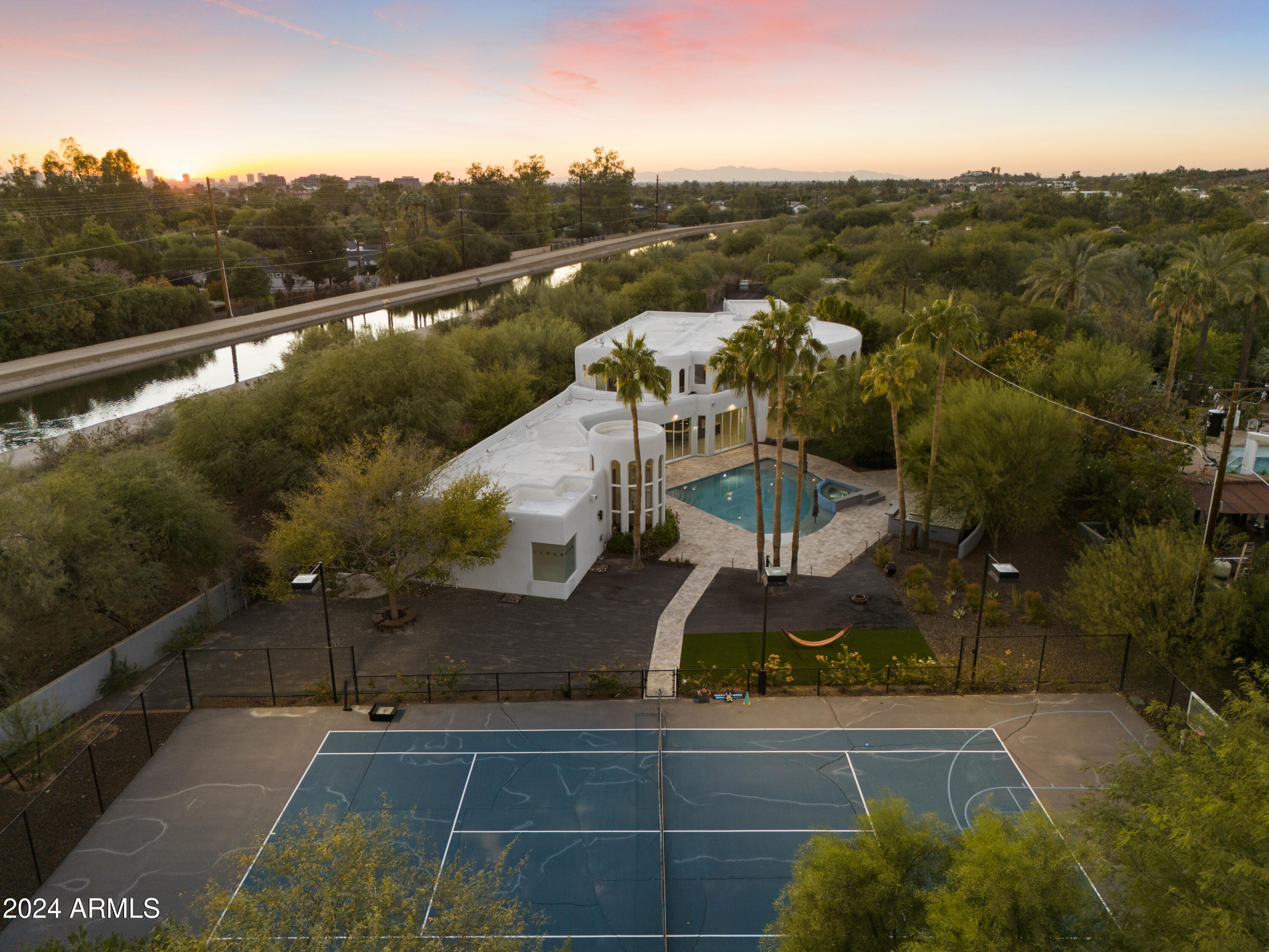 Metes and Bounds - Residential