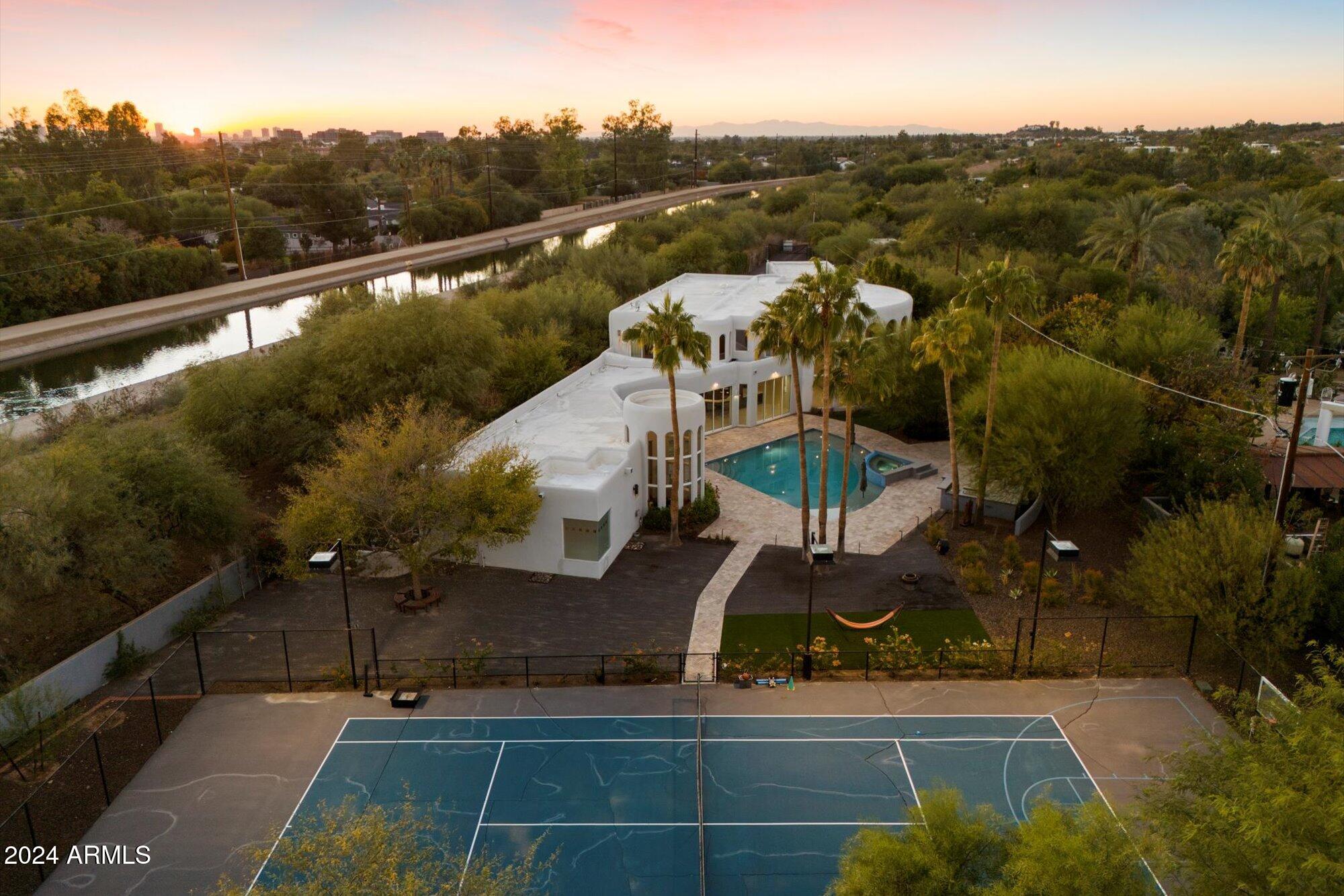 Metes and Bounds - Residential