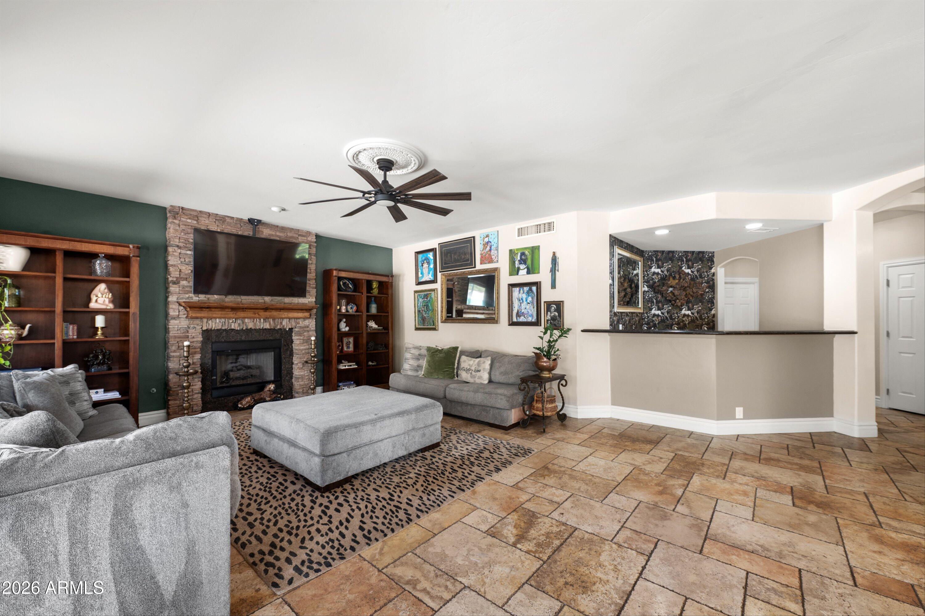 EQUESTRIAN ESTATES AT FINLEY FARMS - Residential
