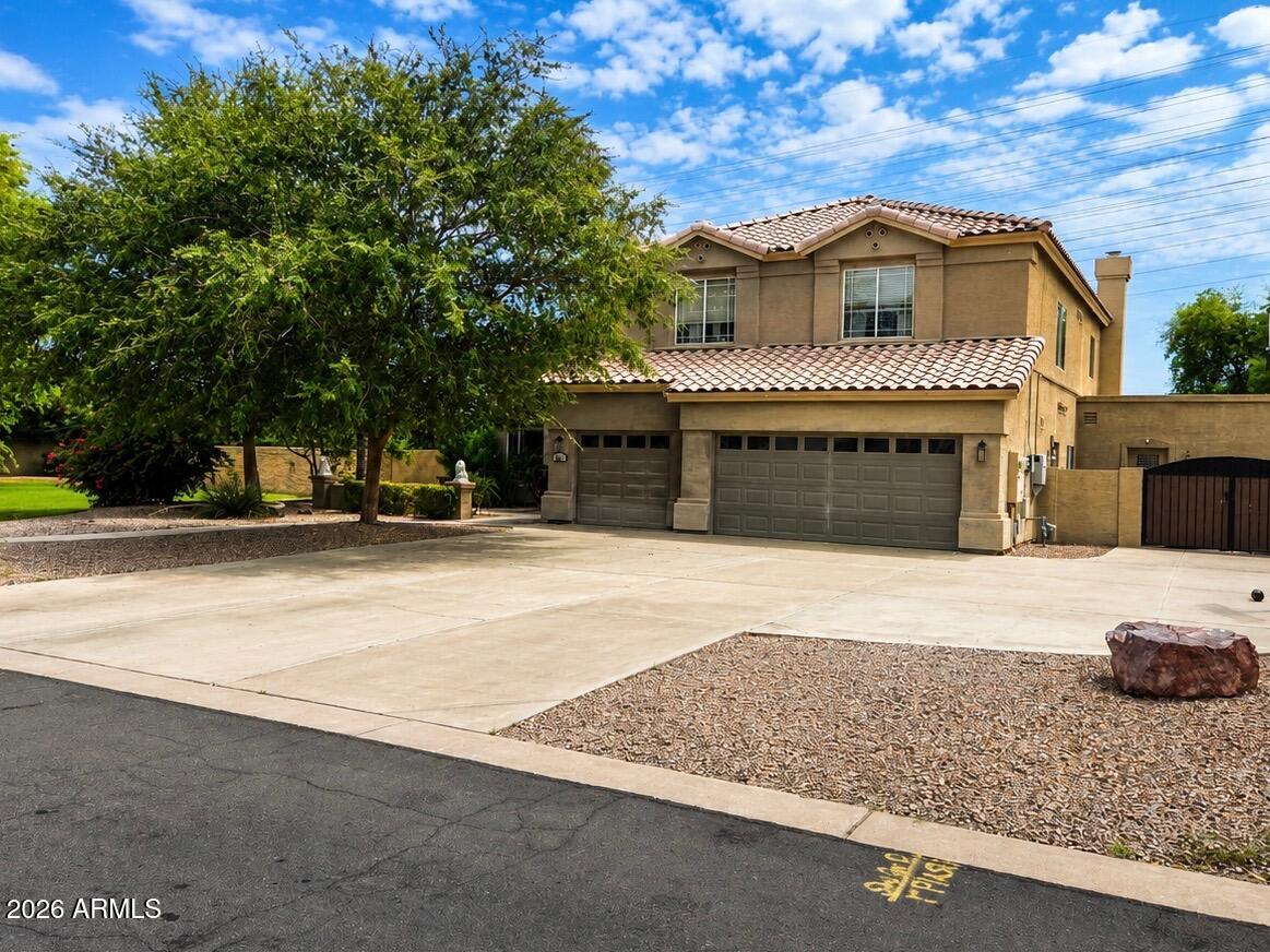 EQUESTRIAN ESTATES AT FINLEY FARMS - Residential
