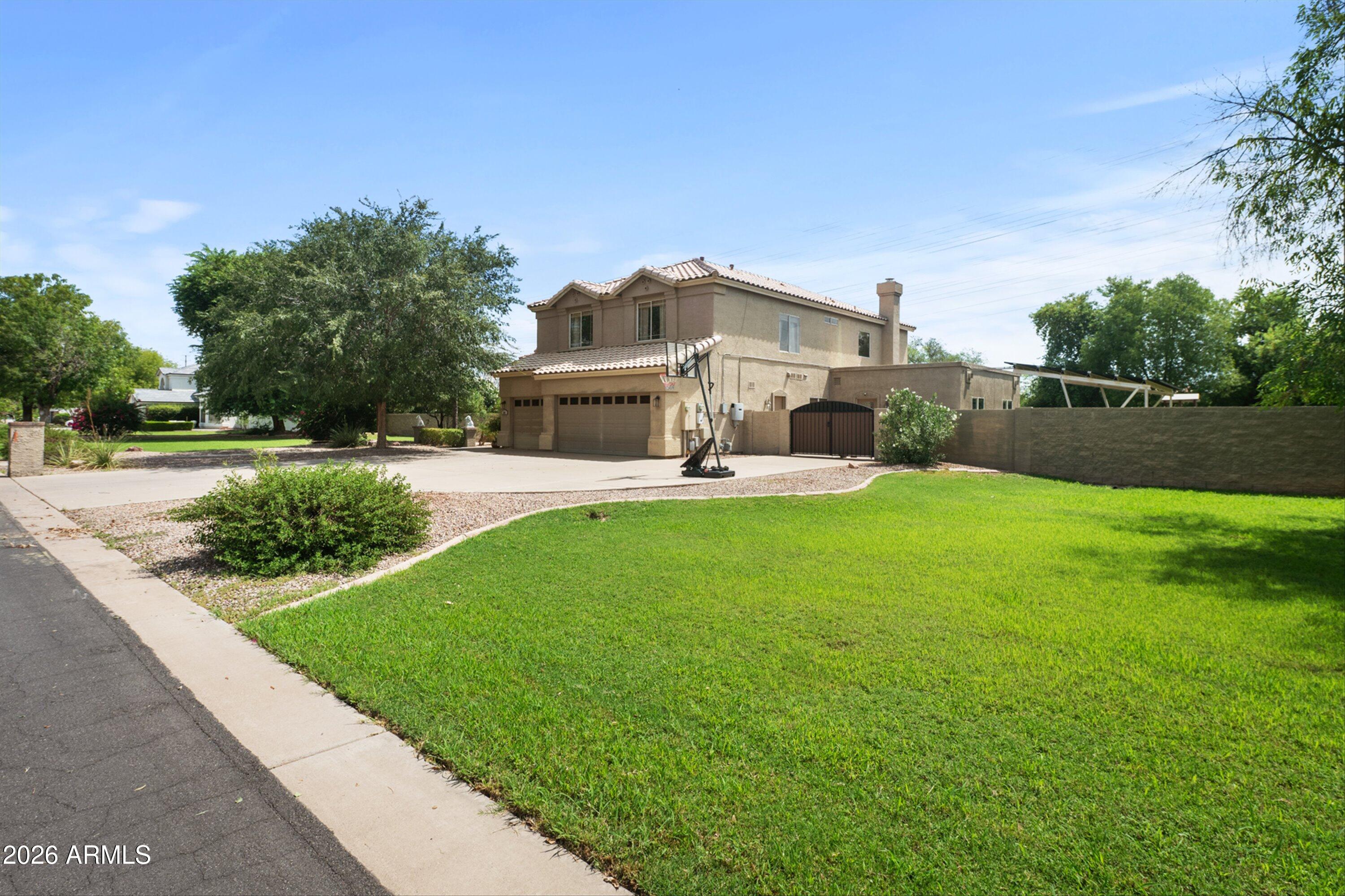 EQUESTRIAN ESTATES AT FINLEY FARMS - Residential