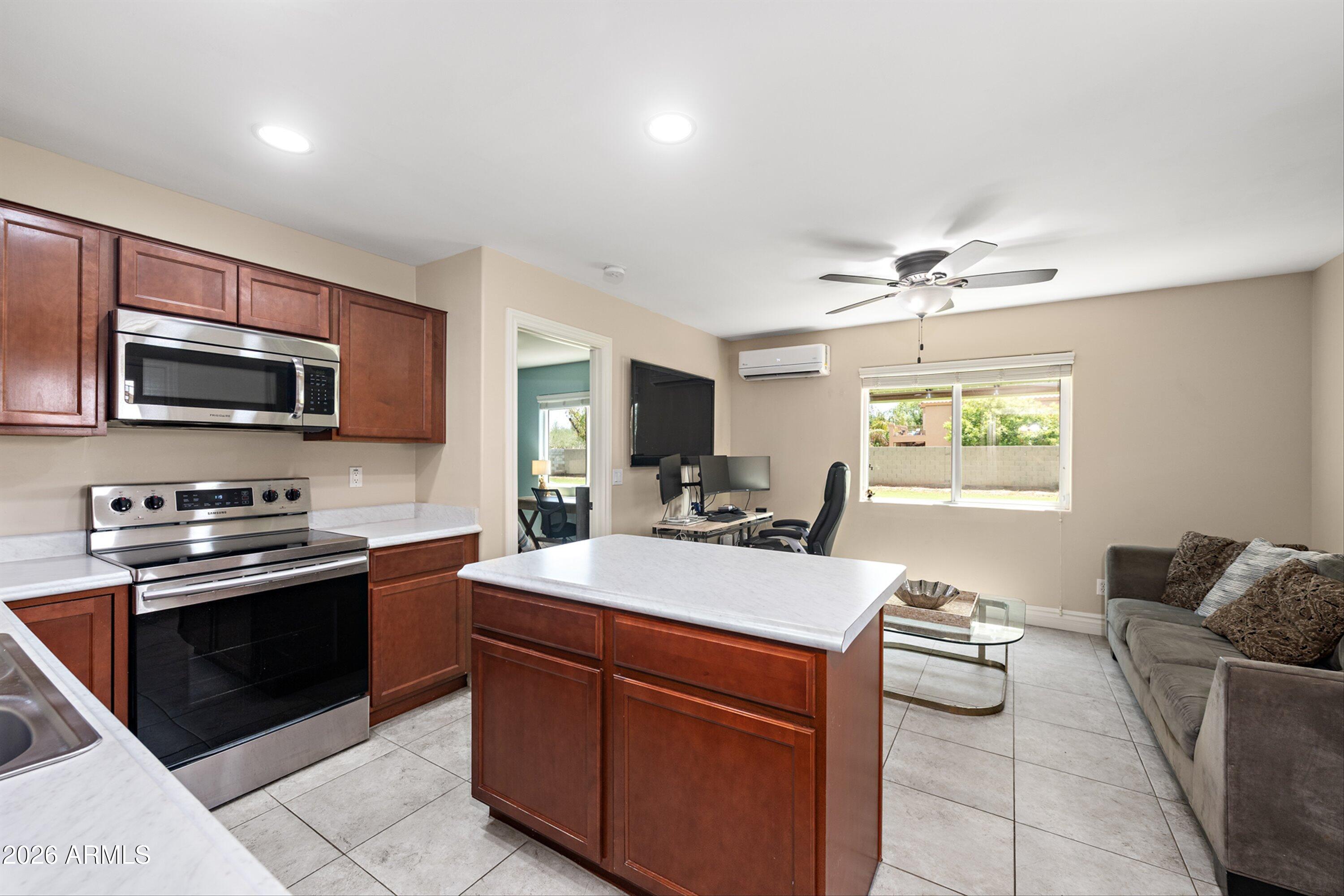 EQUESTRIAN ESTATES AT FINLEY FARMS - Residential