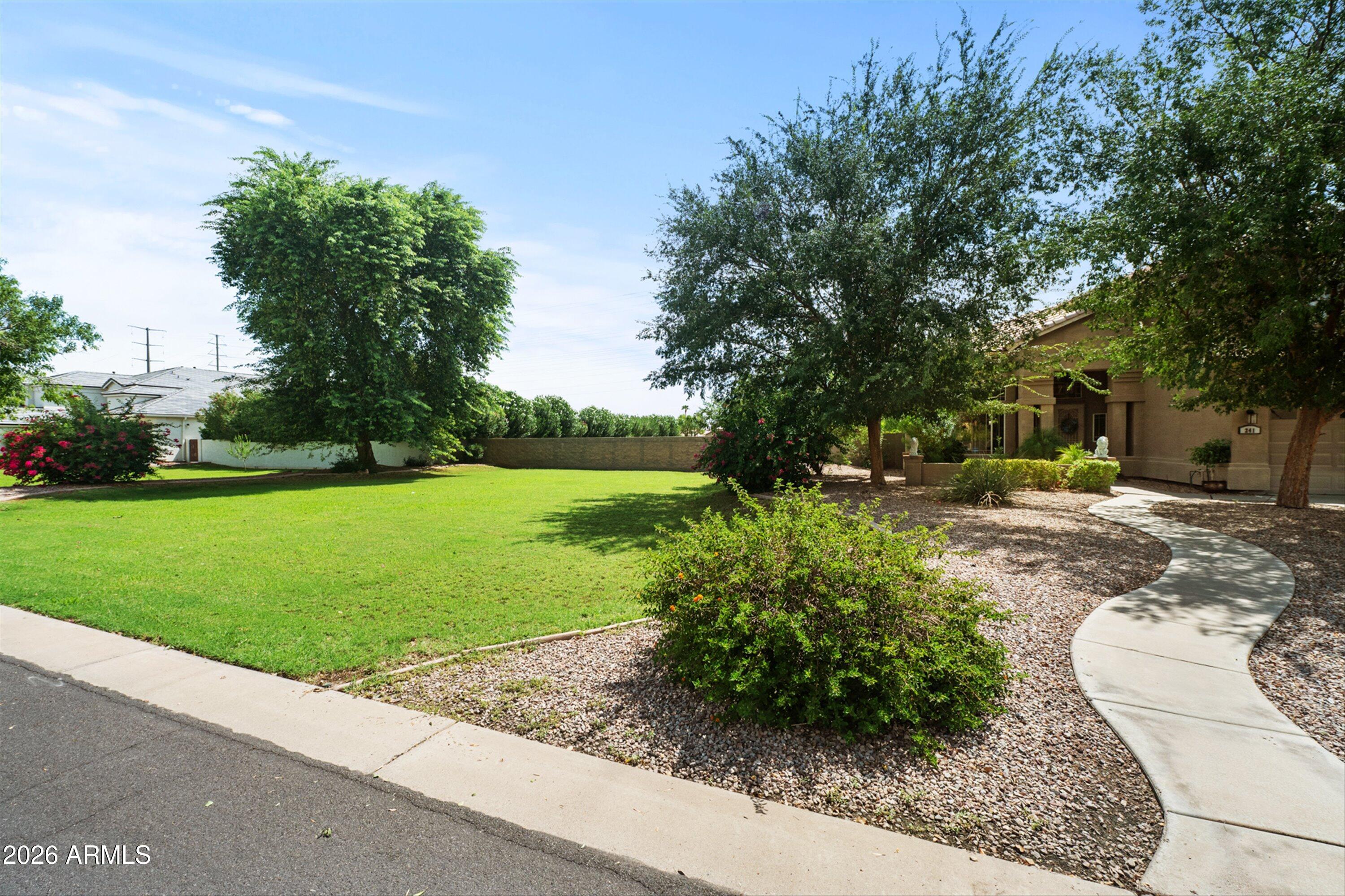 EQUESTRIAN ESTATES AT FINLEY FARMS - Residential