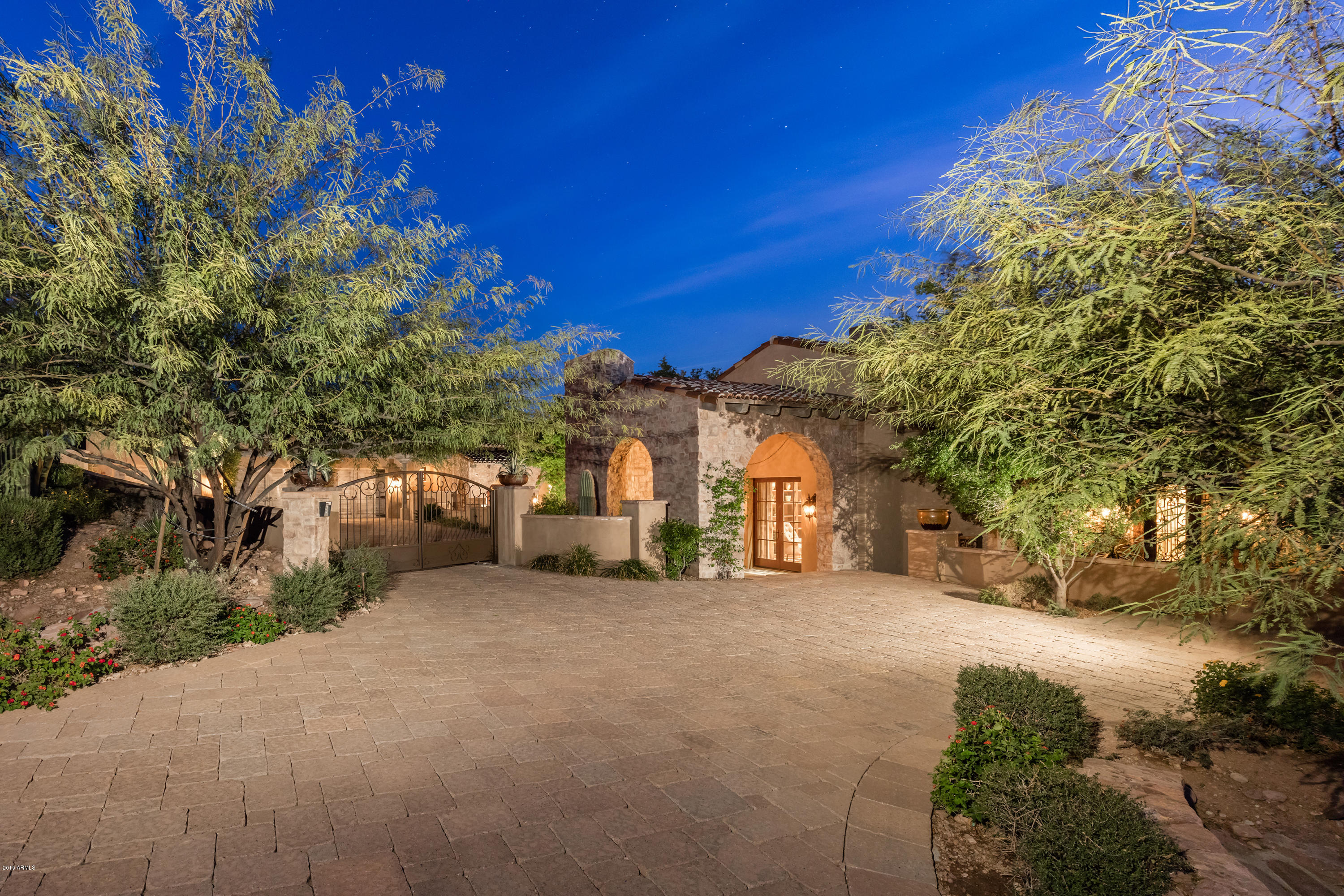 Superstition Mountain - Residential