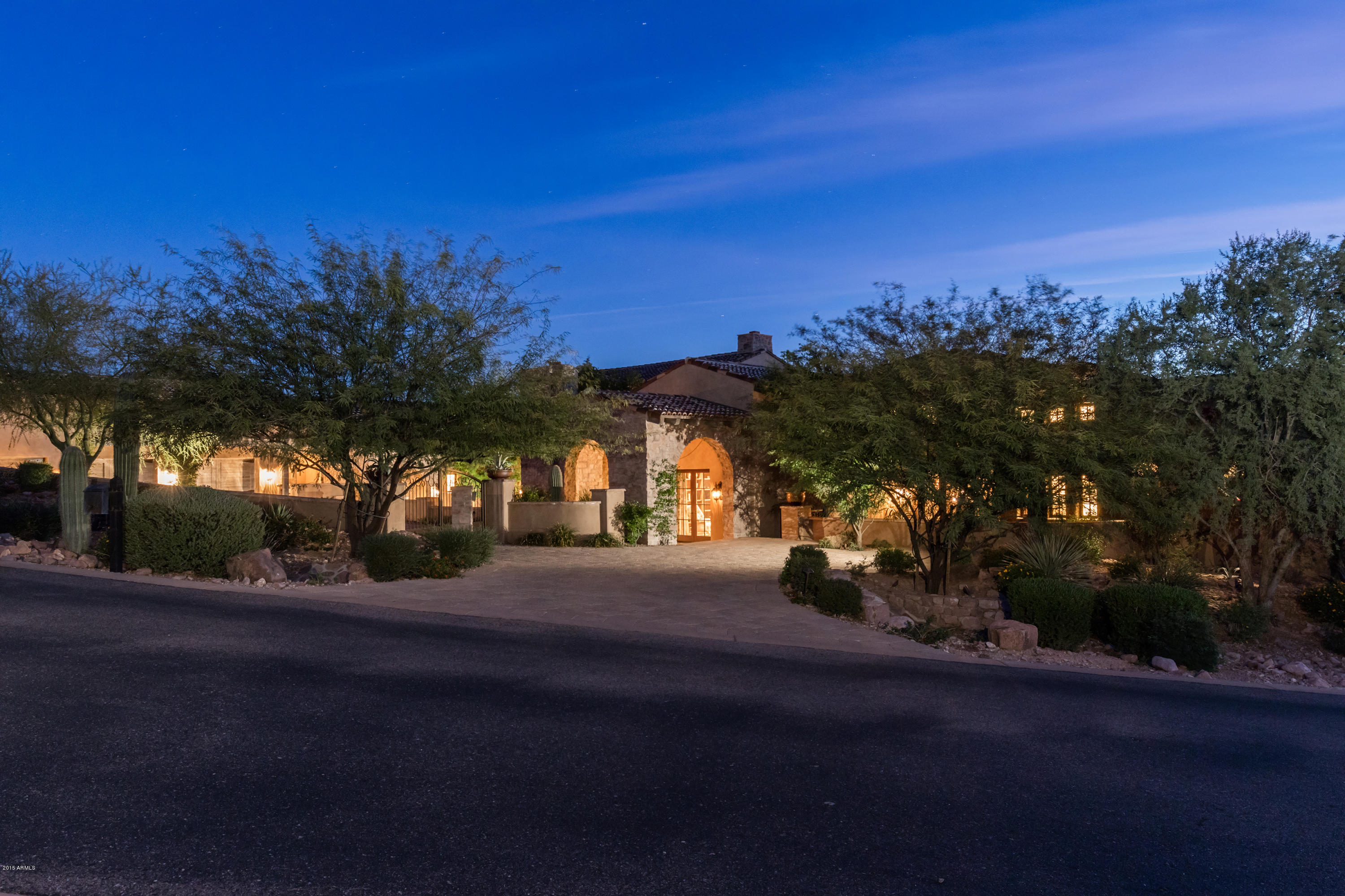 Superstition Mountain - Residential