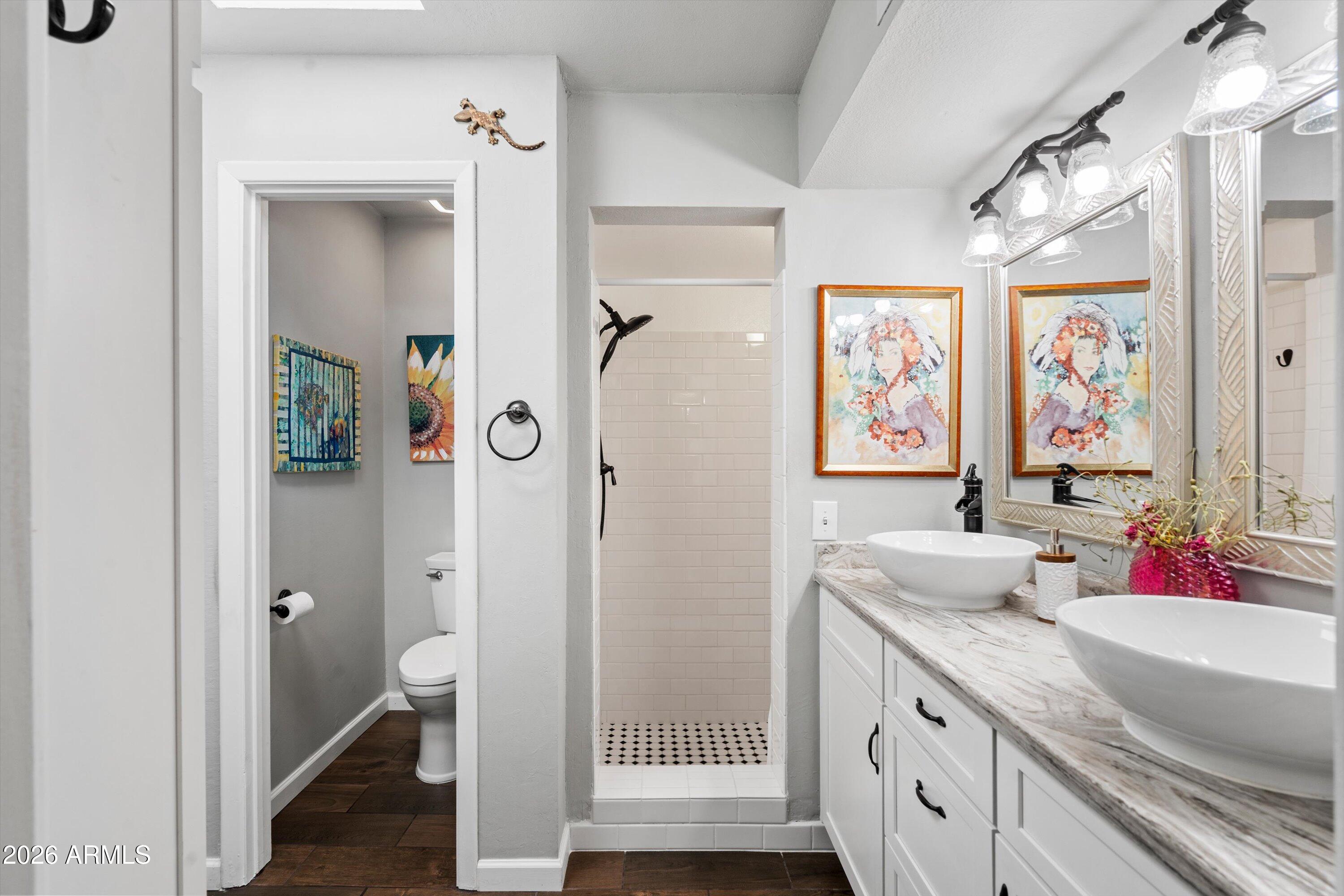 STAR OF PARADISE UNIT 3 - Residential