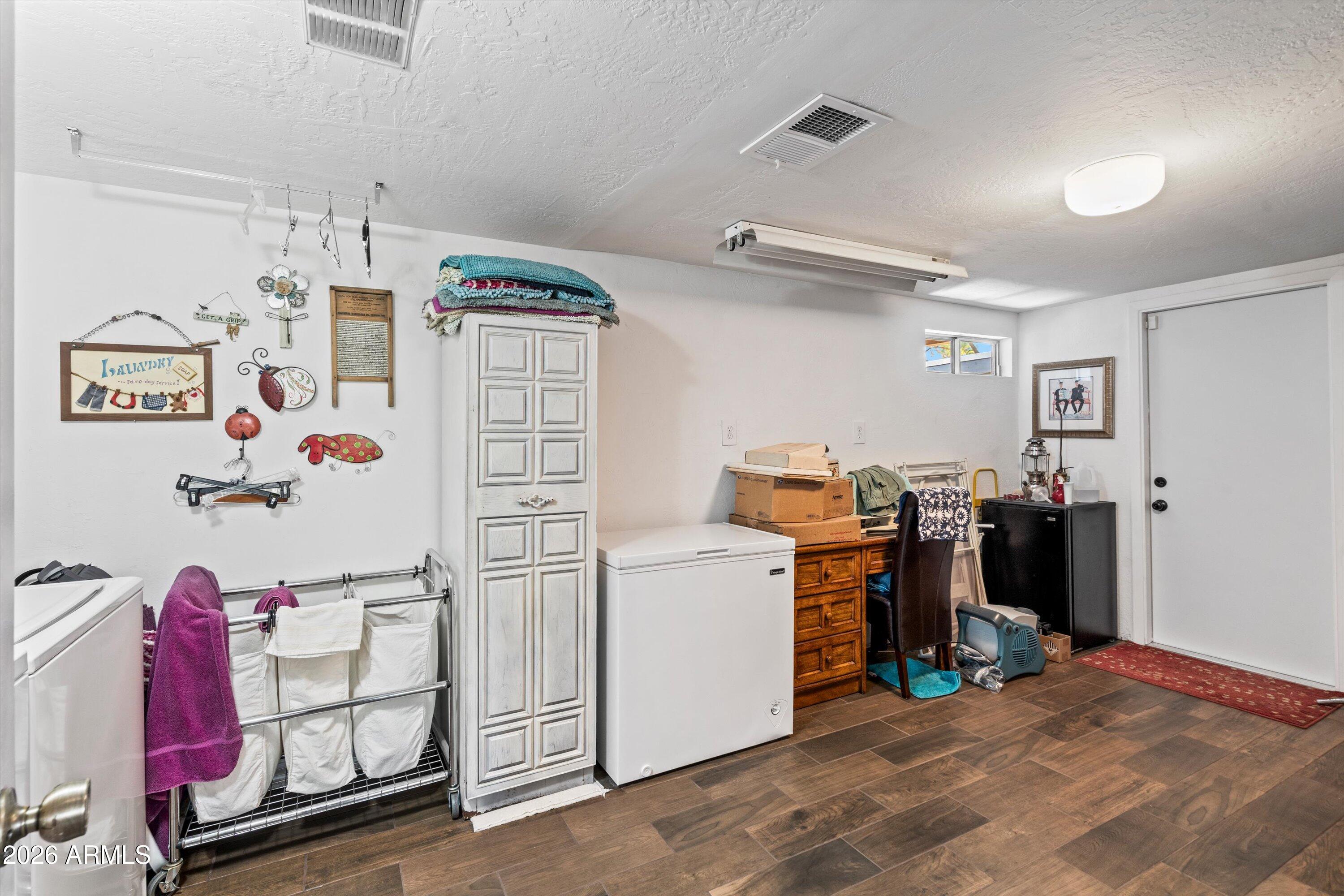 STAR OF PARADISE UNIT 3 - Residential
