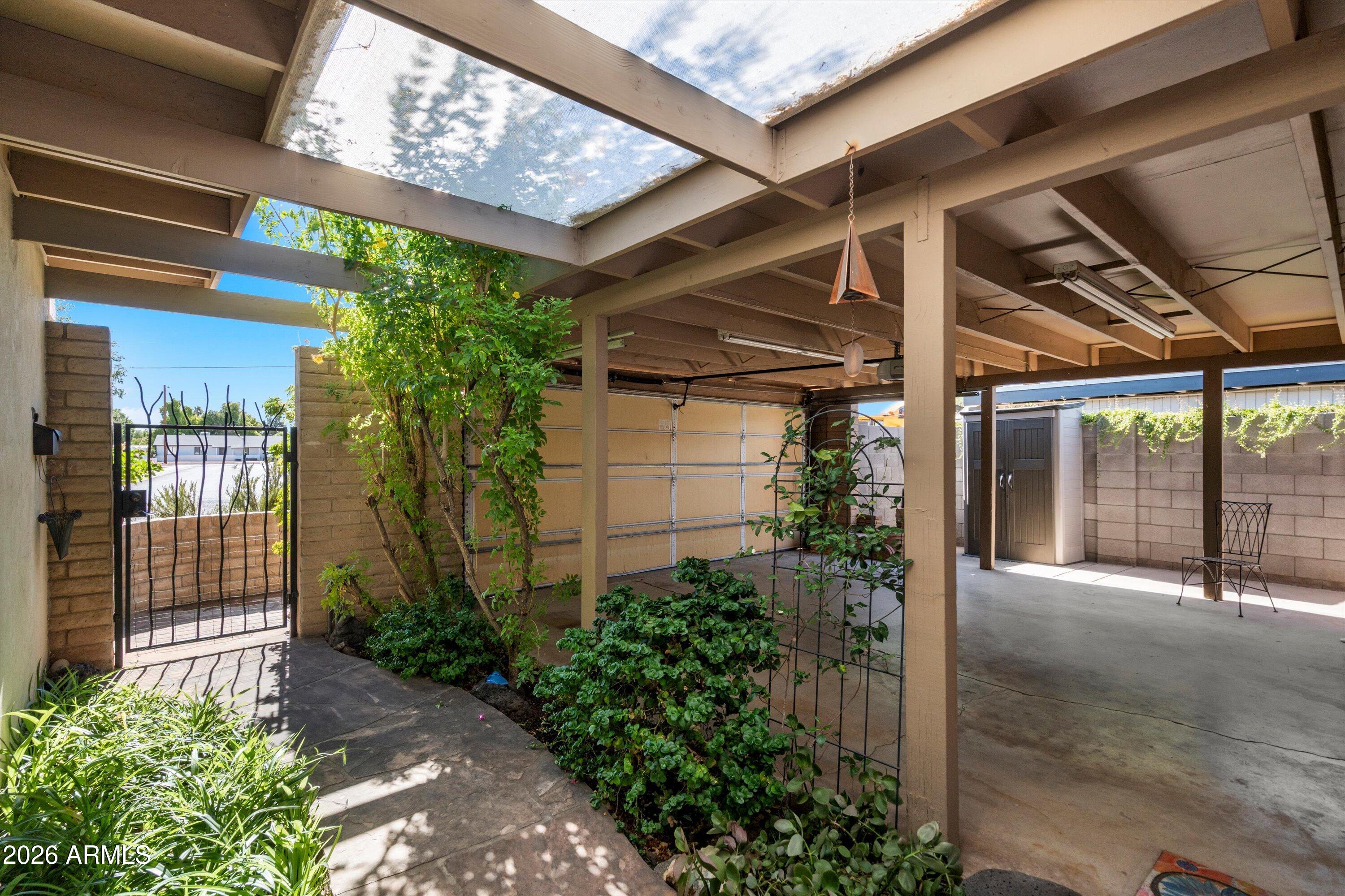 STAR OF PARADISE UNIT 3 - Residential