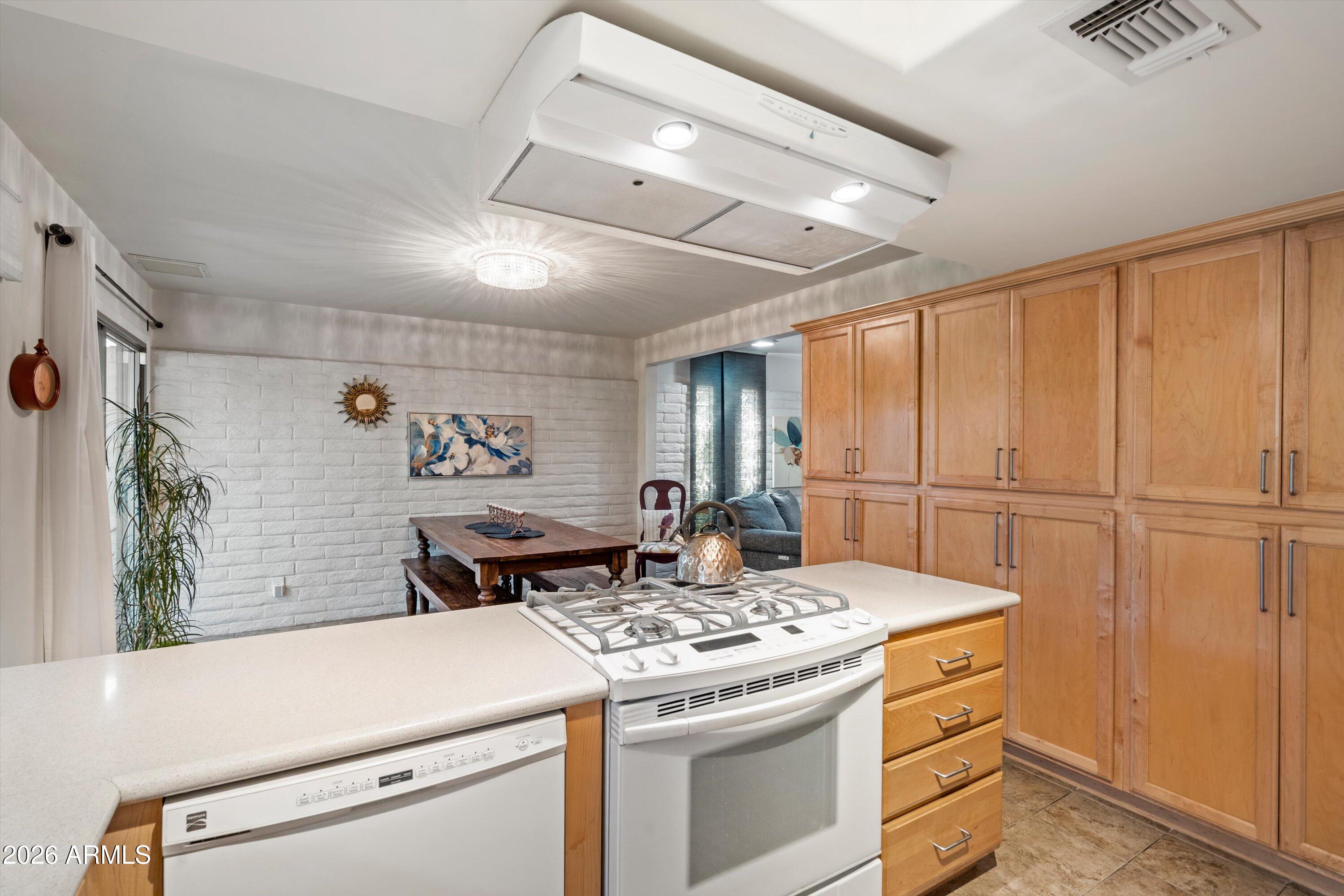 STAR OF PARADISE UNIT 3 - Residential