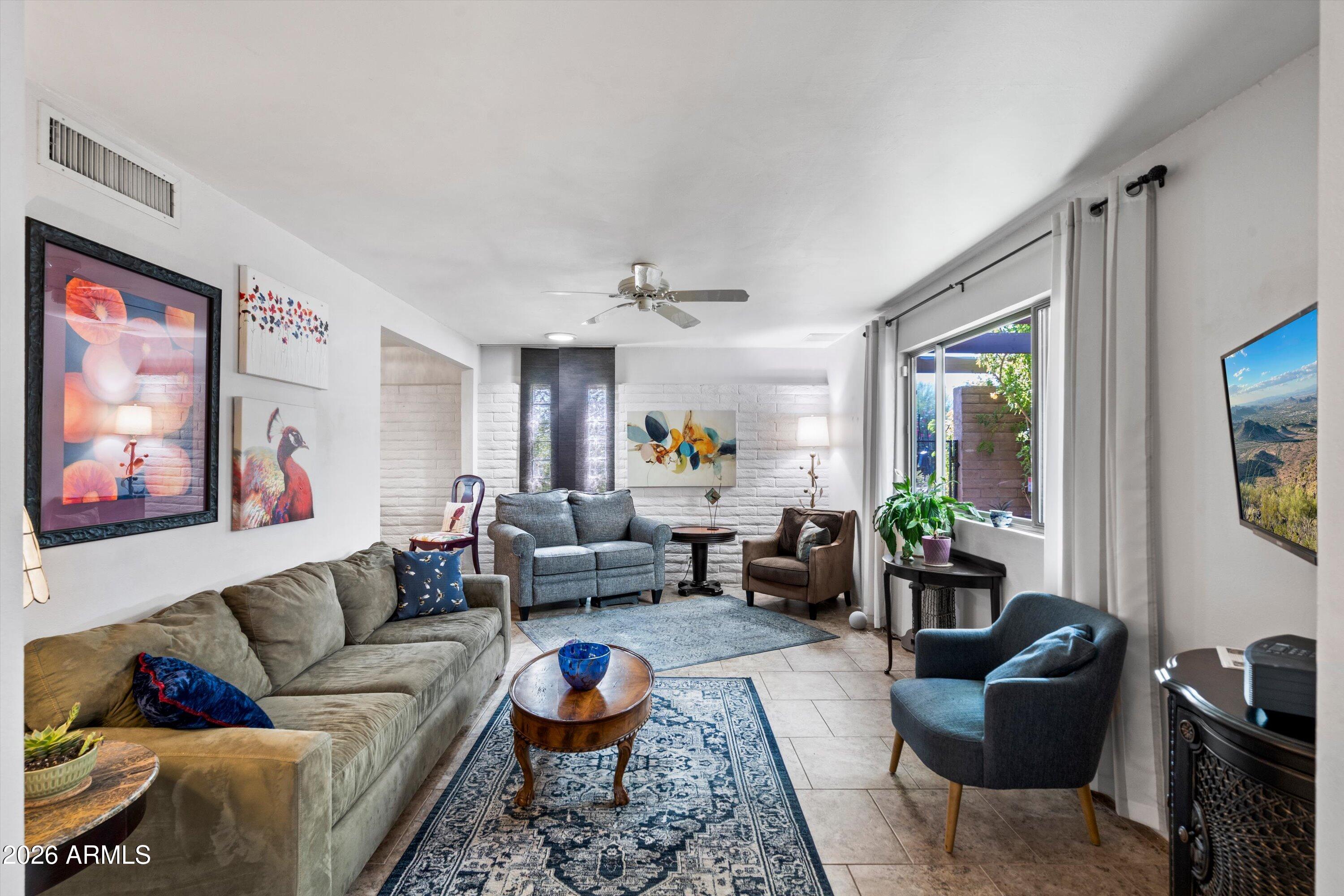 STAR OF PARADISE UNIT 3 - Residential