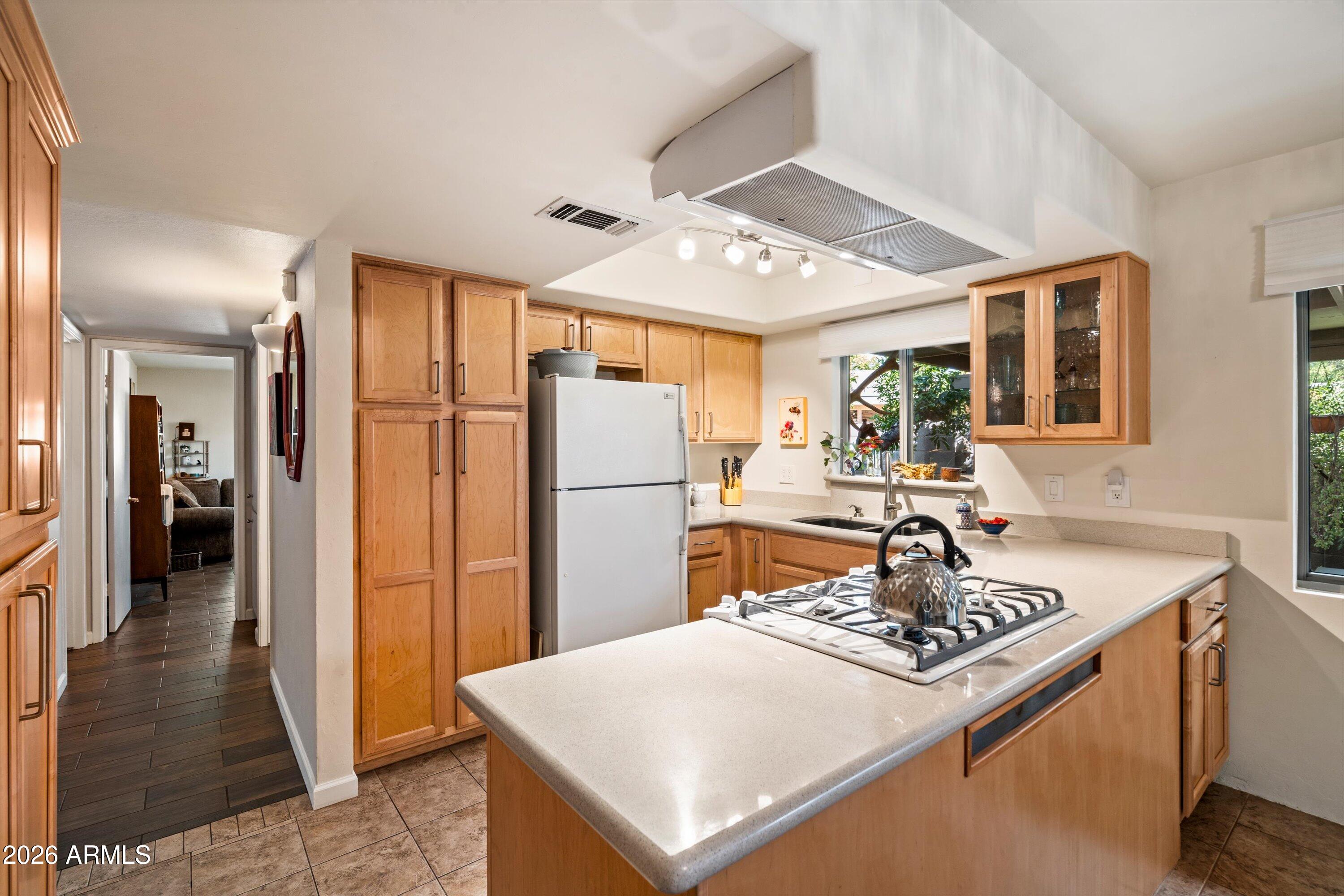 STAR OF PARADISE UNIT 3 - Residential