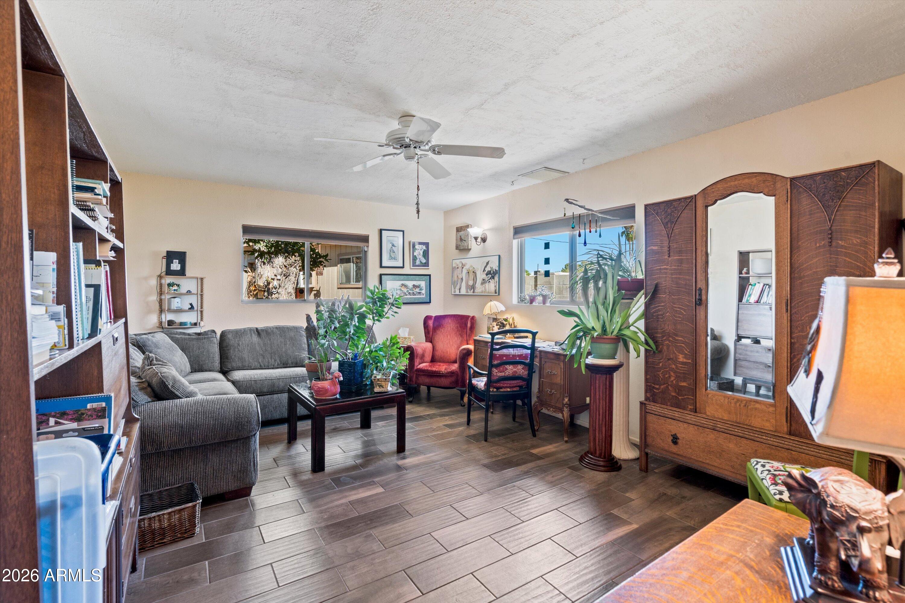 STAR OF PARADISE UNIT 3 - Residential