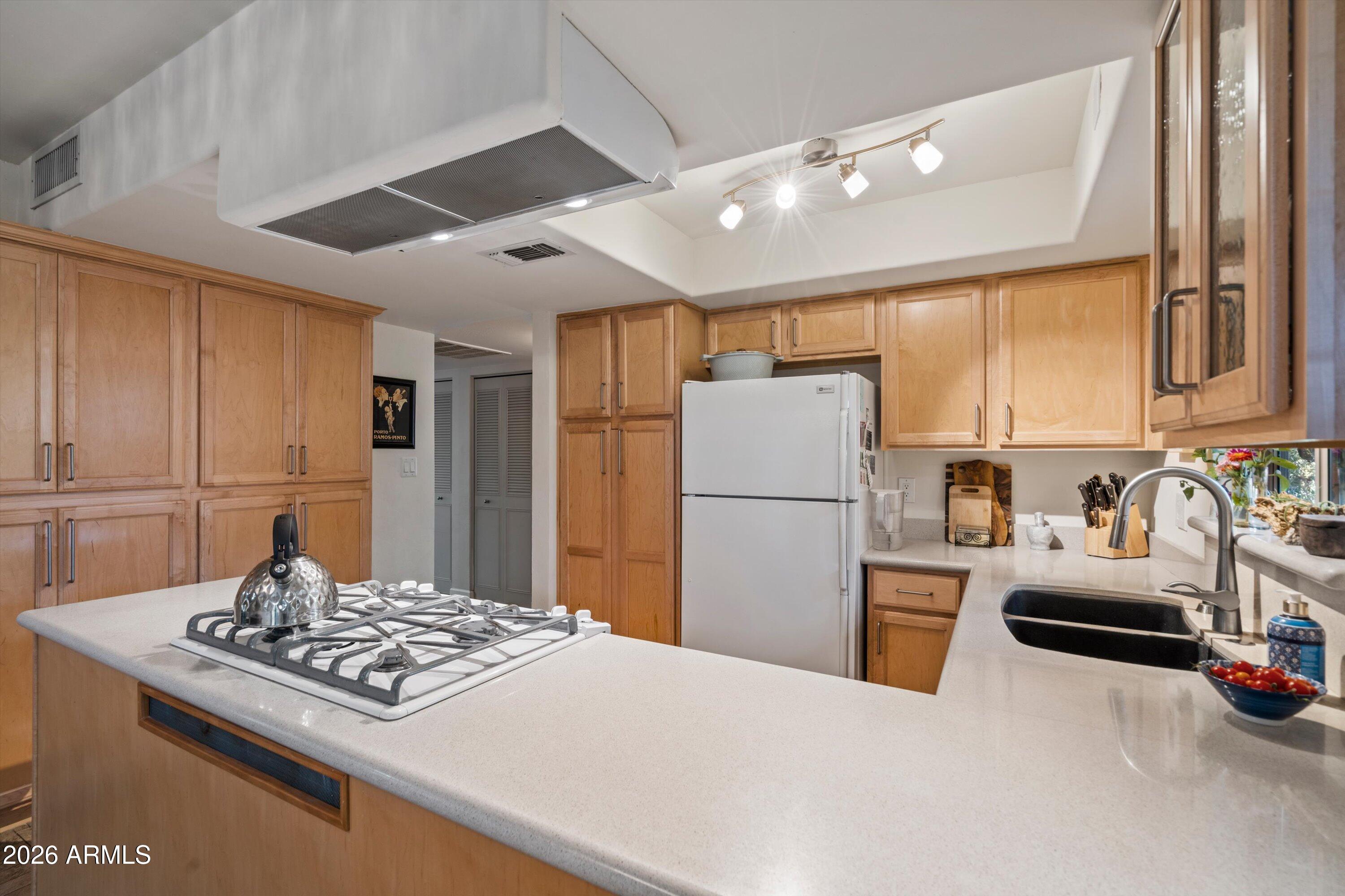 STAR OF PARADISE UNIT 3 - Residential