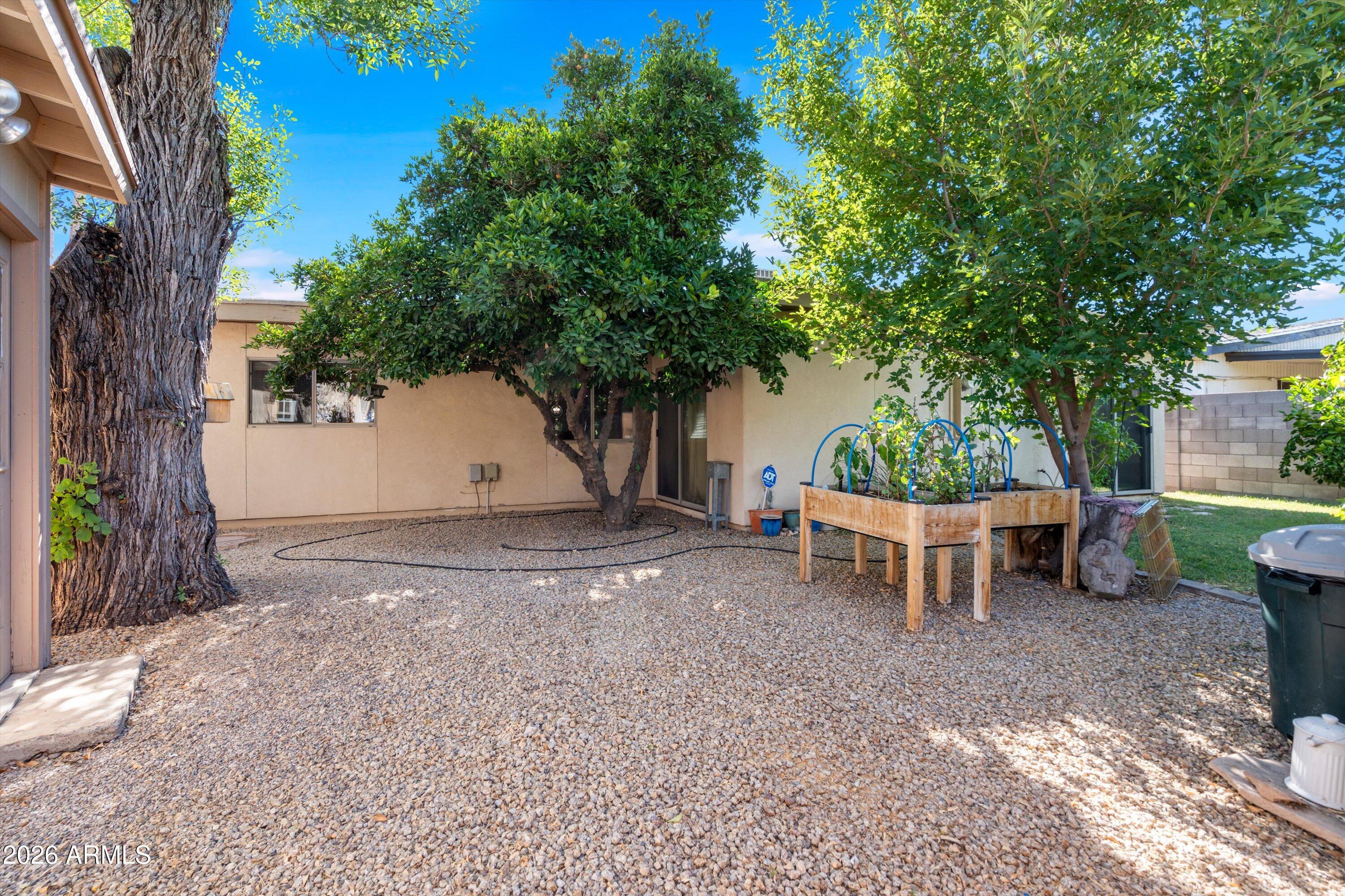 STAR OF PARADISE UNIT 3 - Residential
