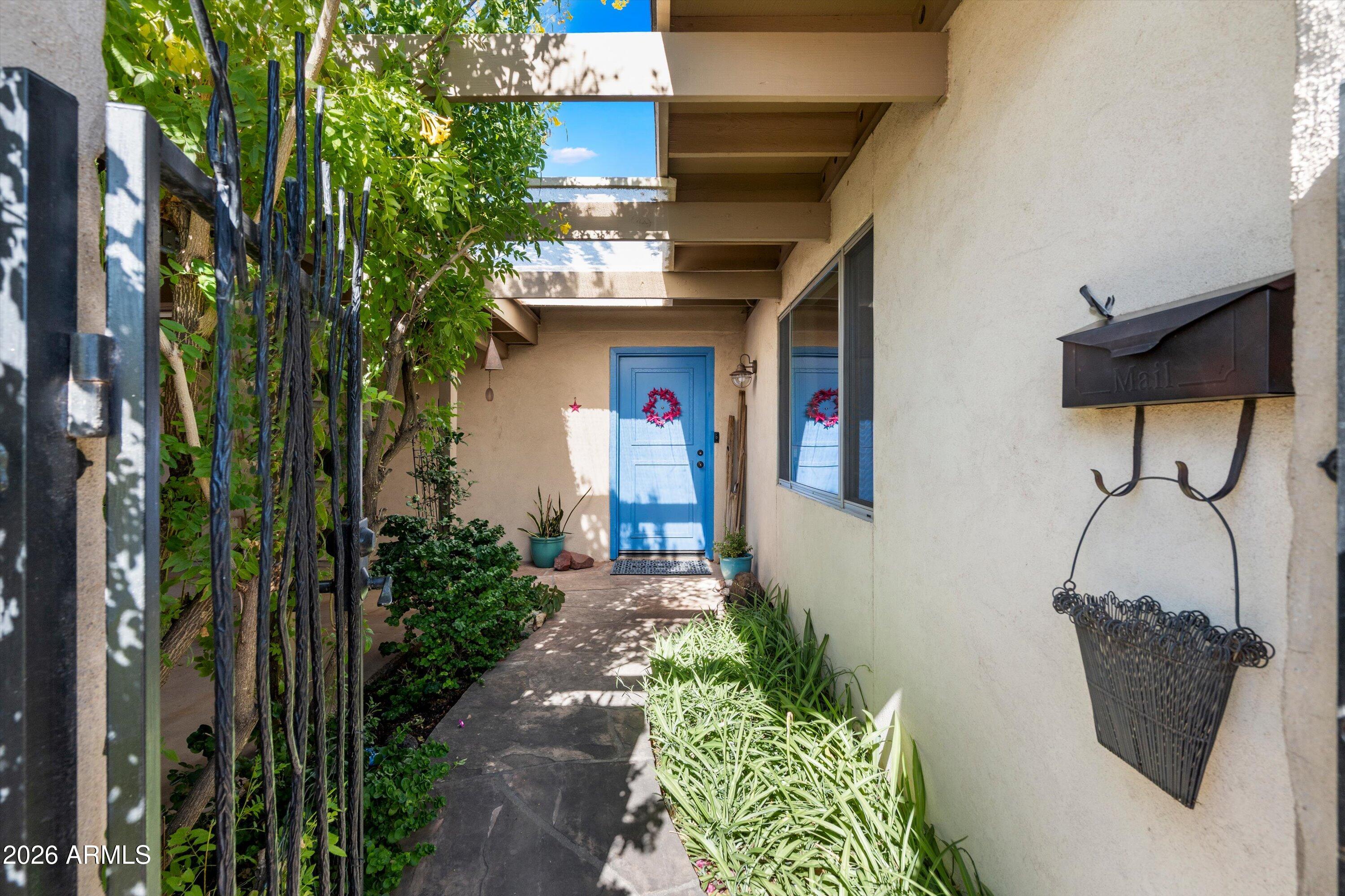 STAR OF PARADISE UNIT 3 - Residential