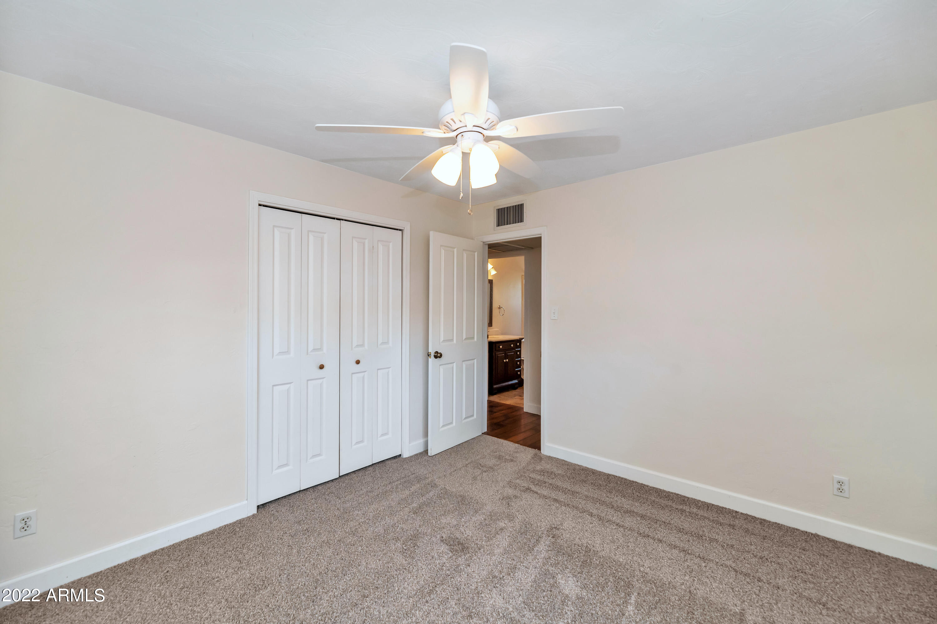 CAVALIER CAMPUS - Residential Lease