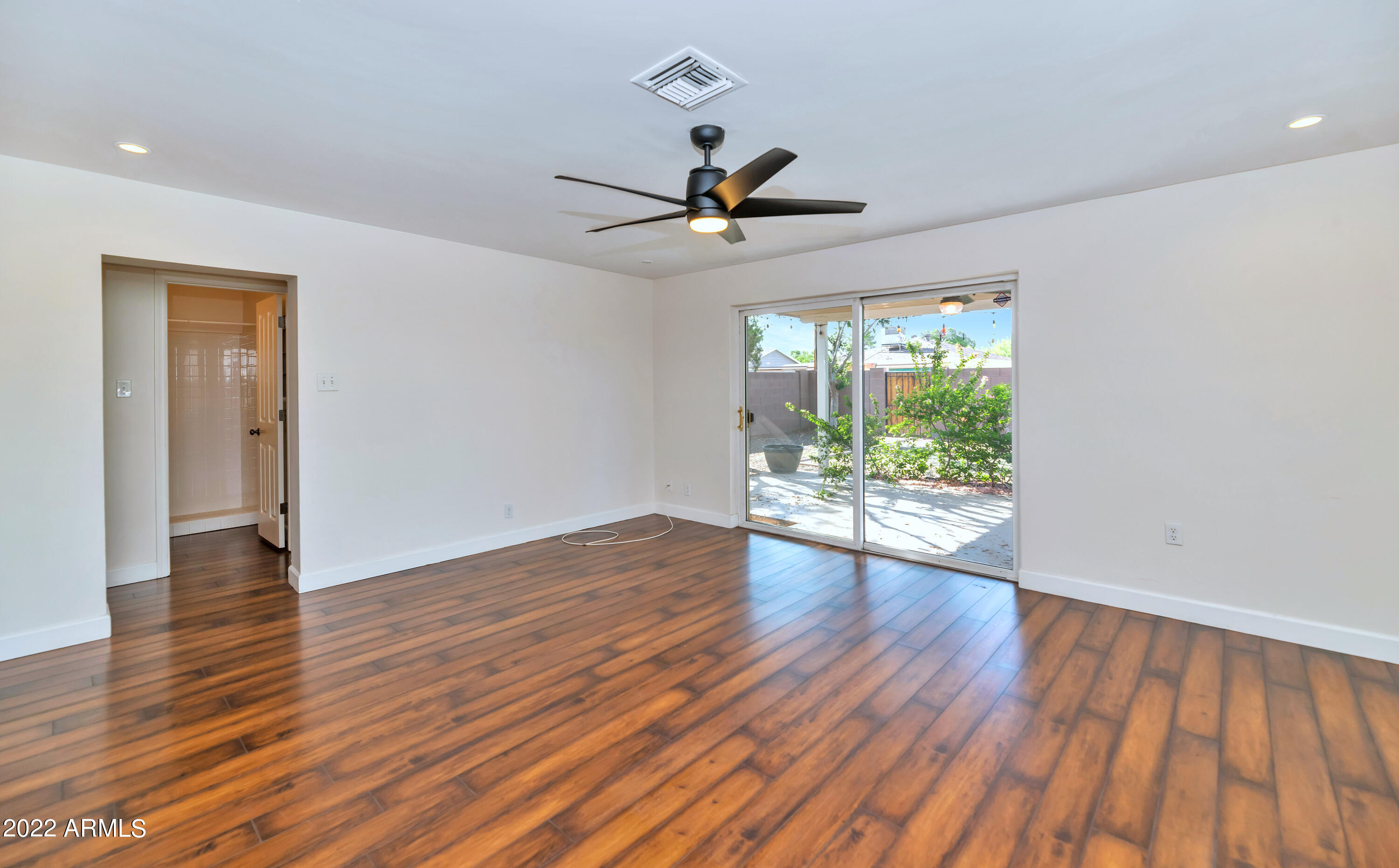 CAVALIER CAMPUS - Residential Lease