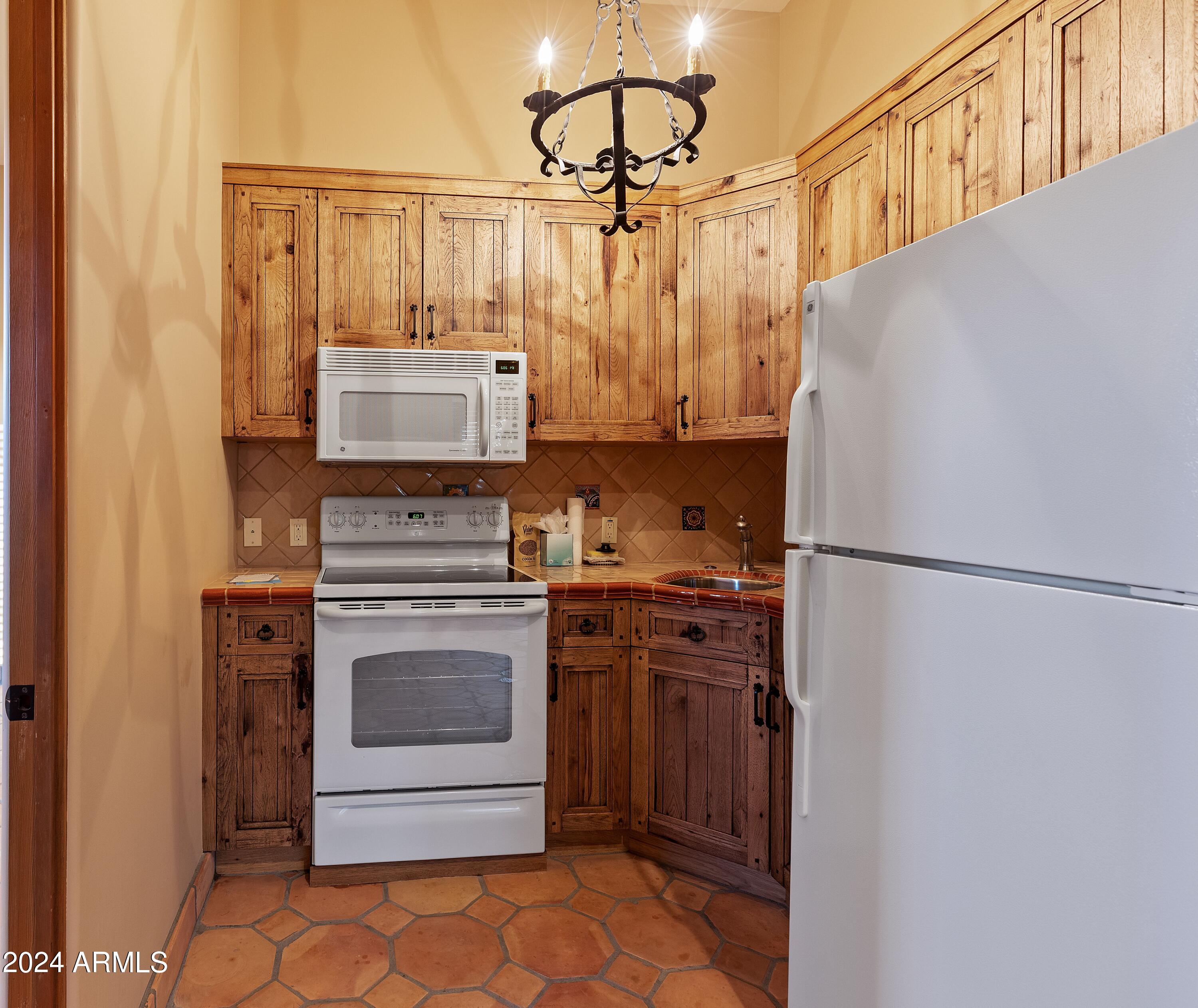 OCOTILLO RIDGE ESTATES - Residential