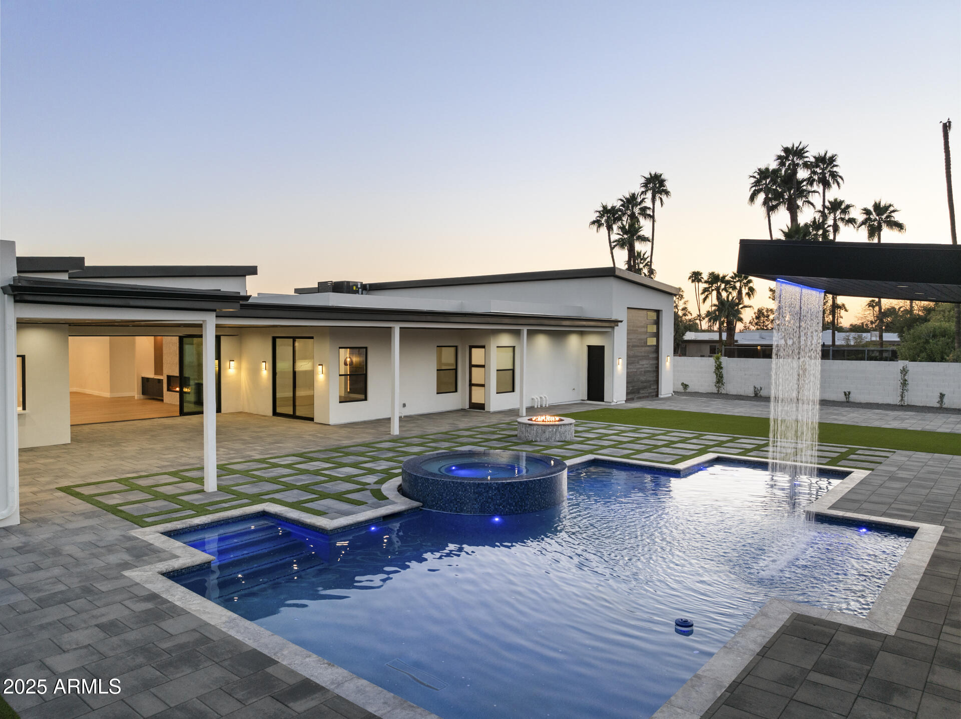 STONERIDGE ESTATES - Residential