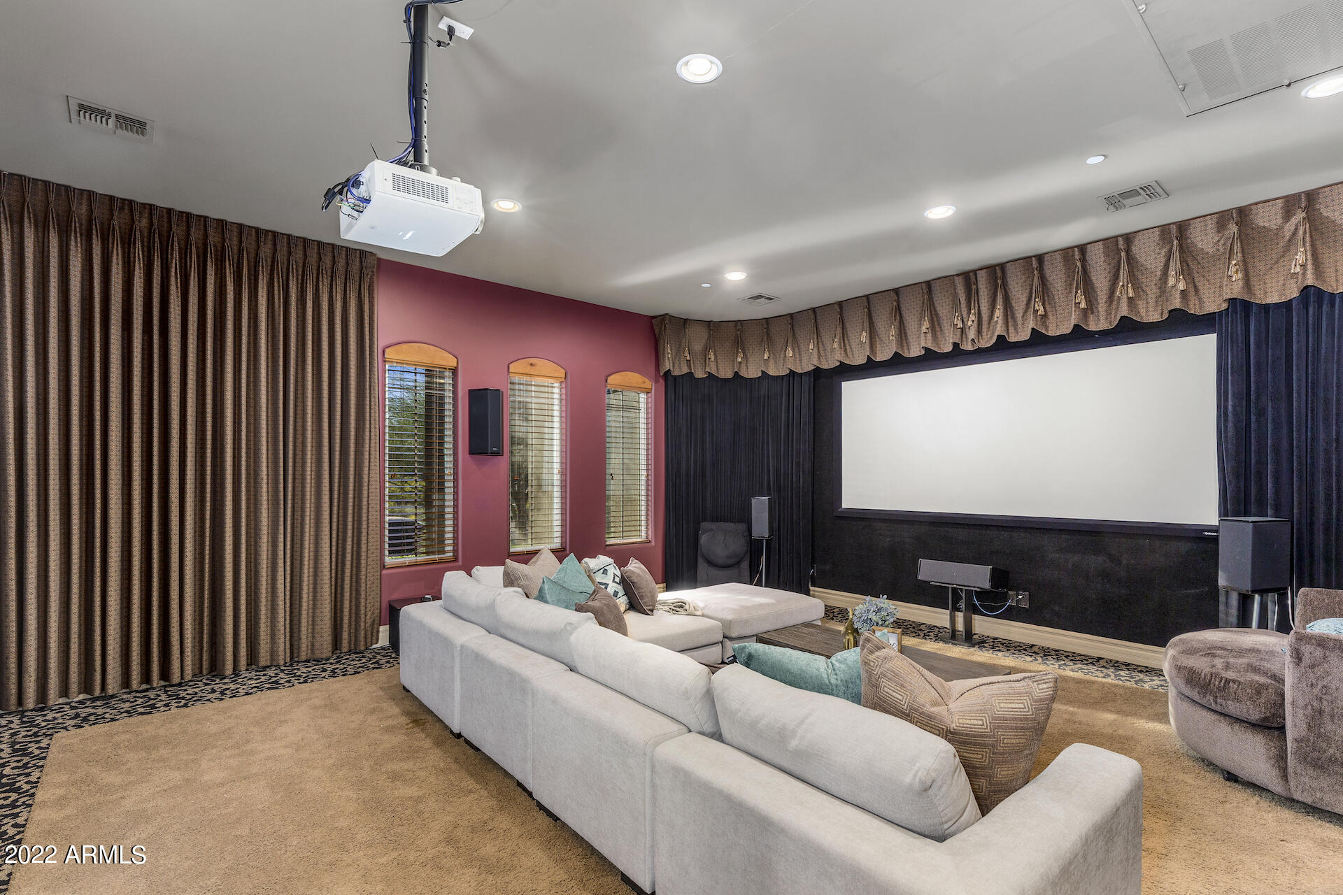 LA STRADA - Residential