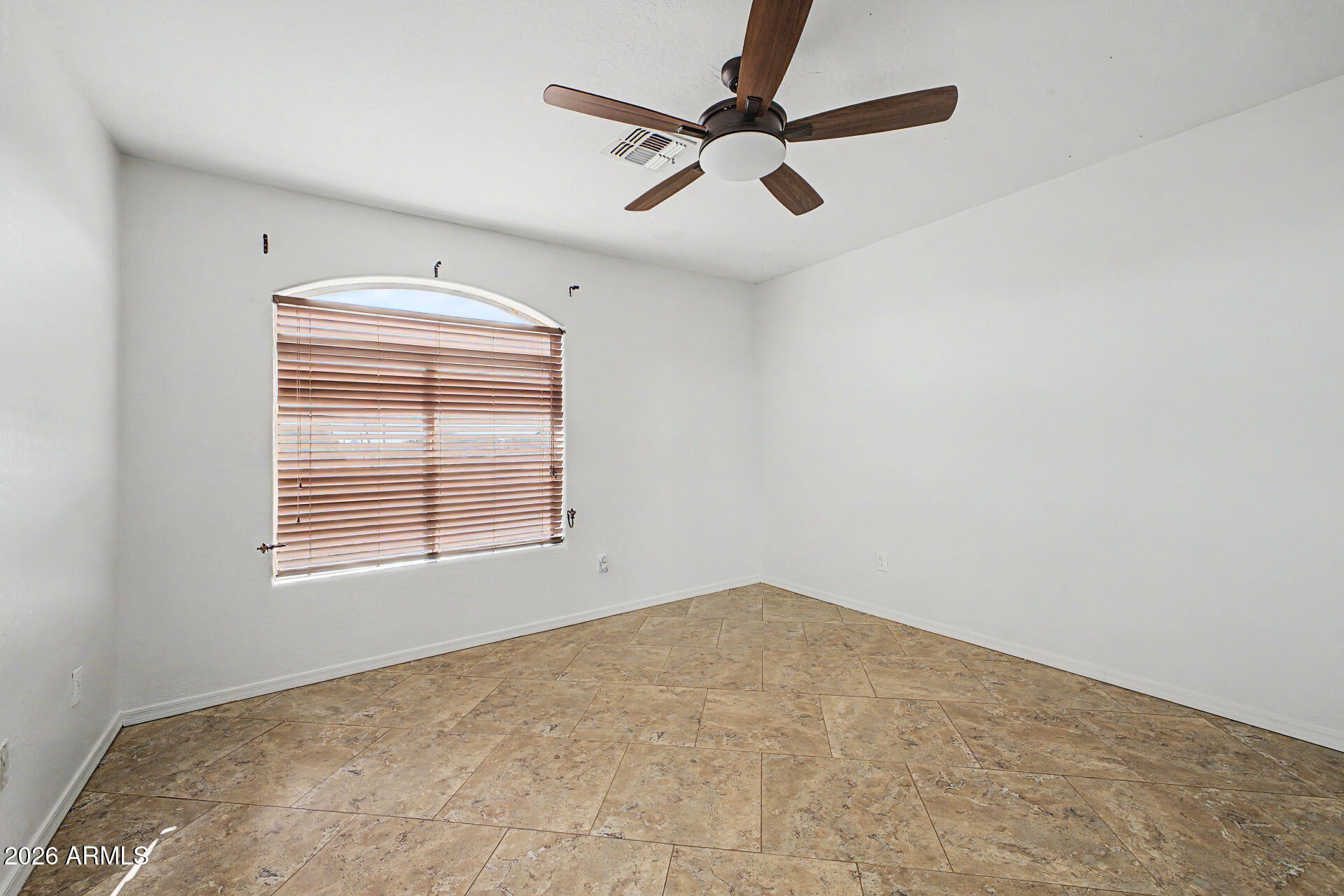 S8 T3S R9E - Residential