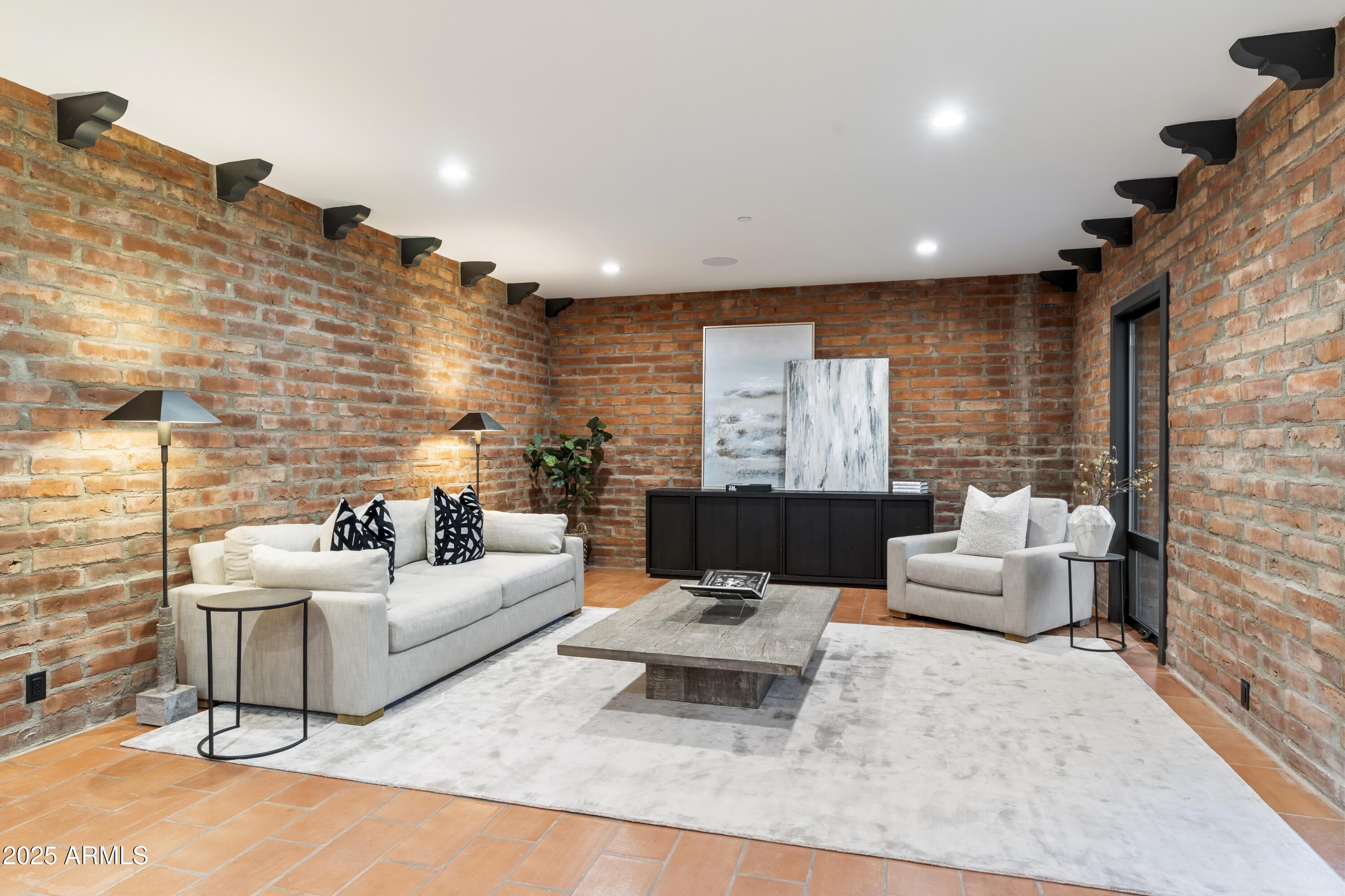 CASA LINDA LOT 24-44 - Residential