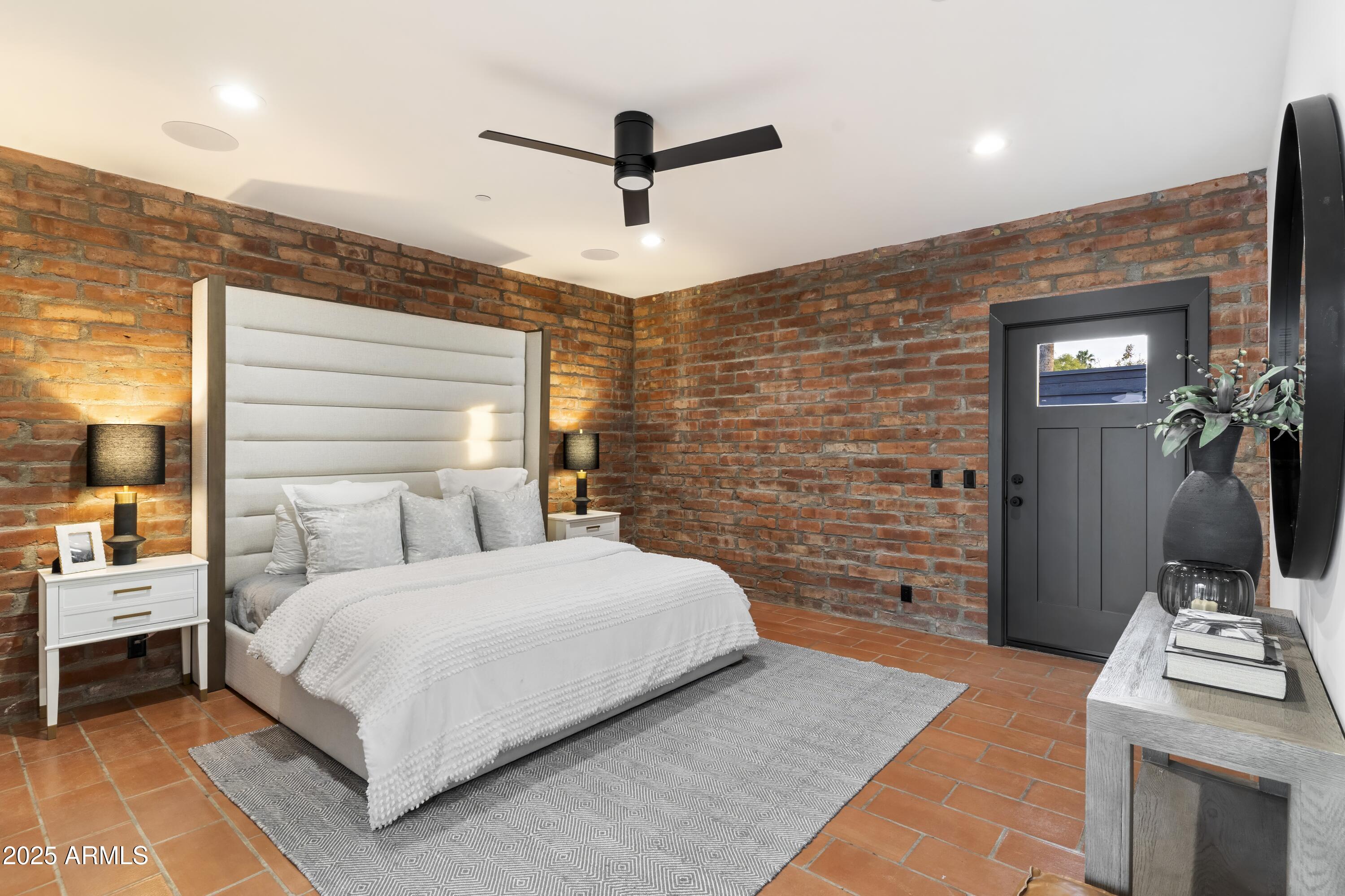 CASA LINDA LOT 24-44 - Residential