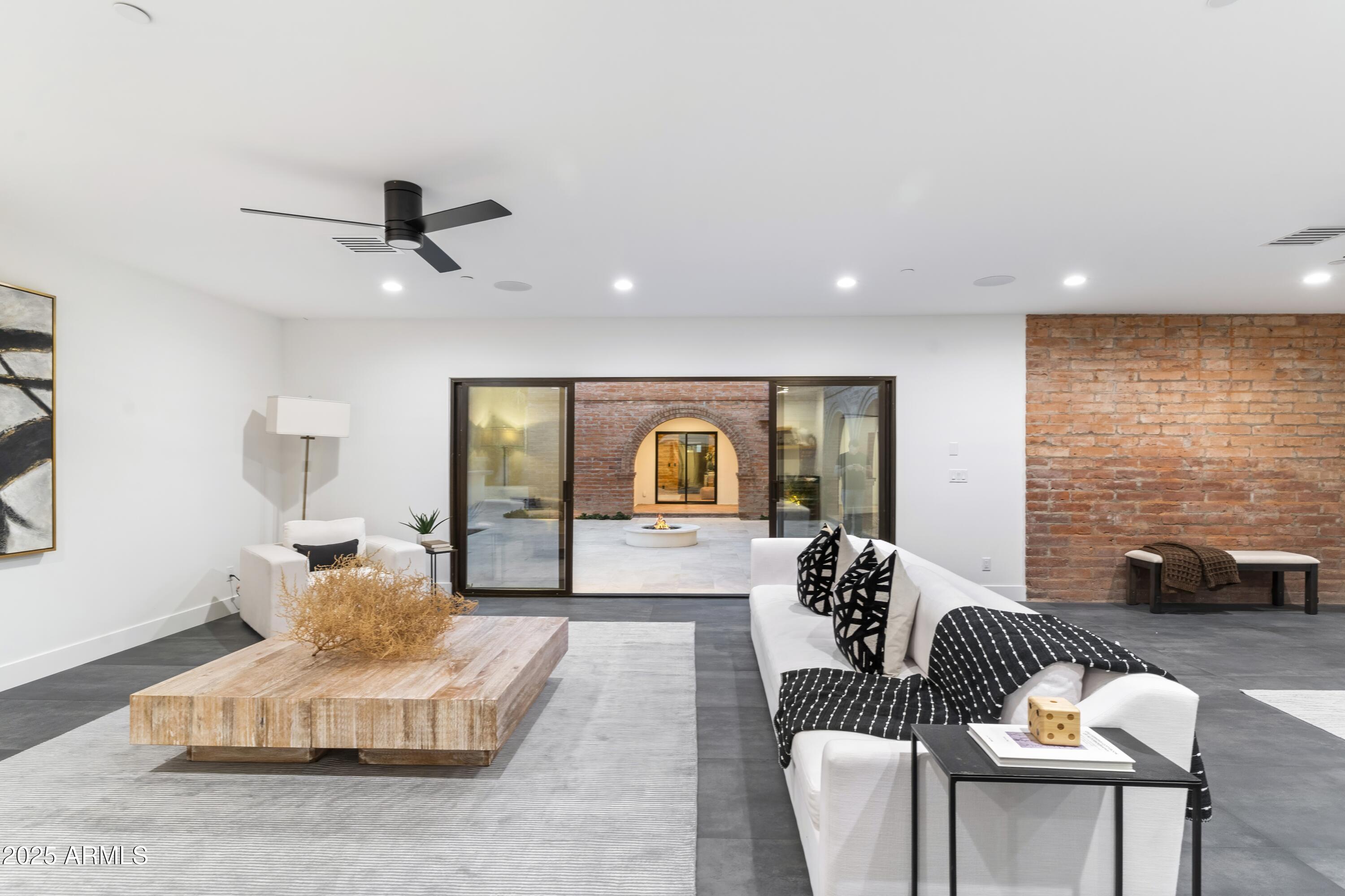 CASA LINDA LOT 24-44 - Residential