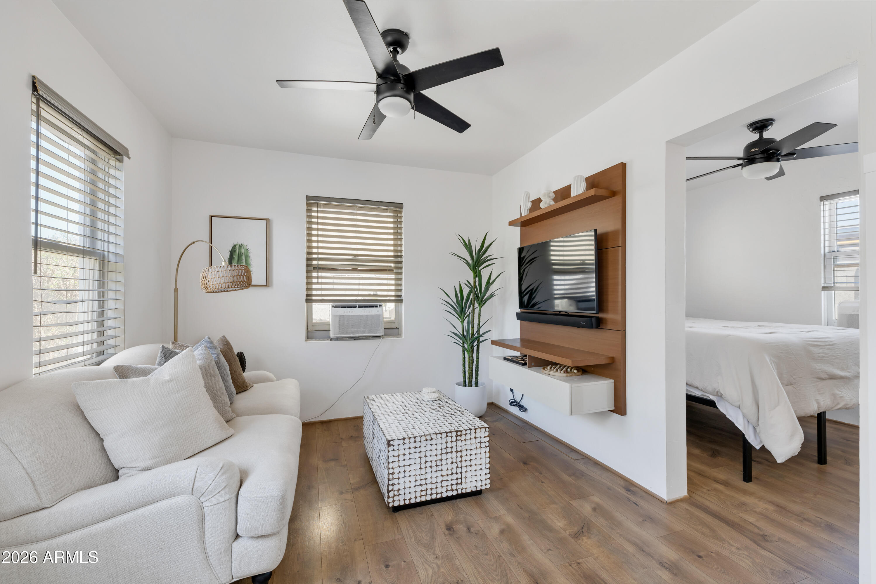 LOS OLIVOS HEIGHTS - Residential