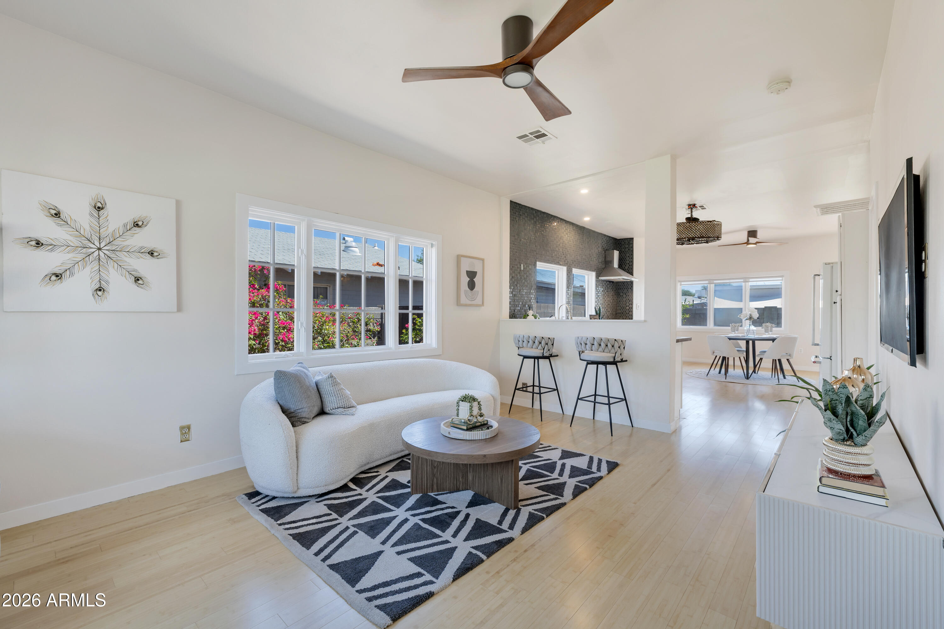 LOS OLIVOS HEIGHTS - Residential
