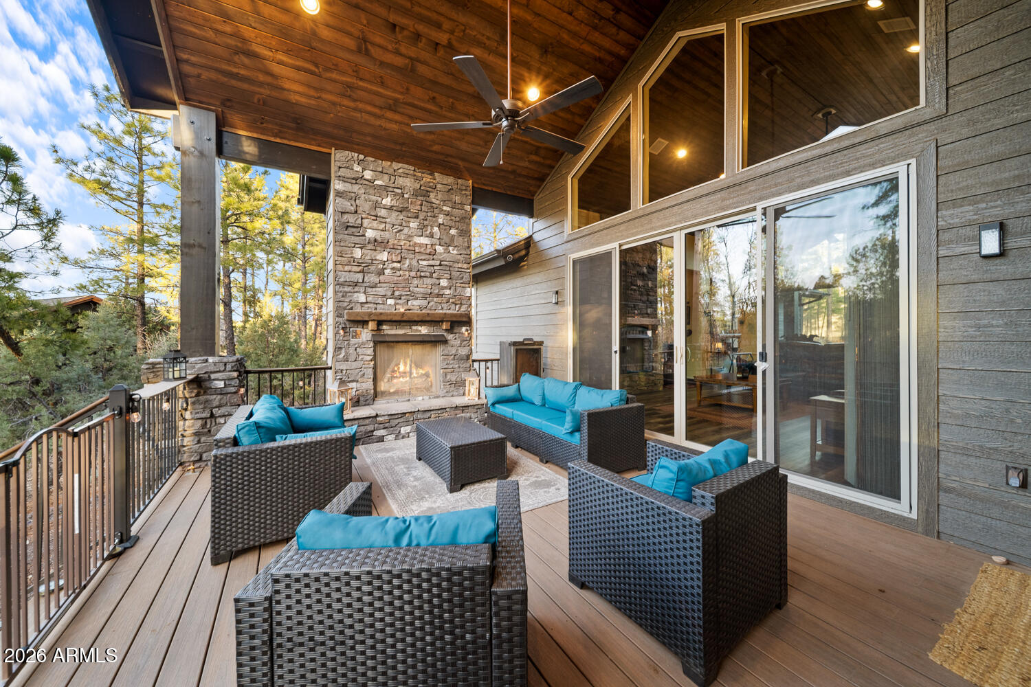Torreon Lakes - Residential