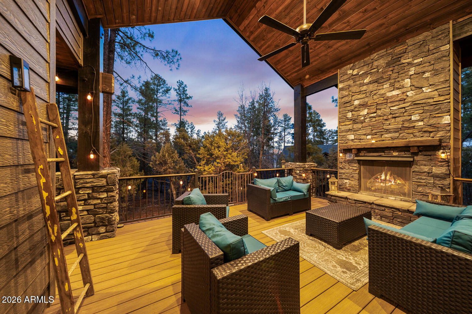 Torreon Lakes - Residential
