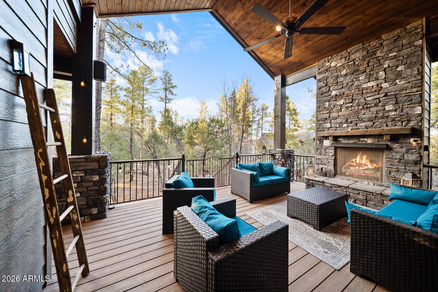 Torreon Lakes - Residential