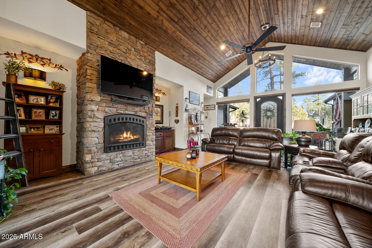 Torreon Lakes - Residential