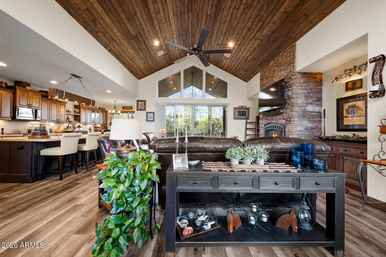 Torreon Lakes - Residential