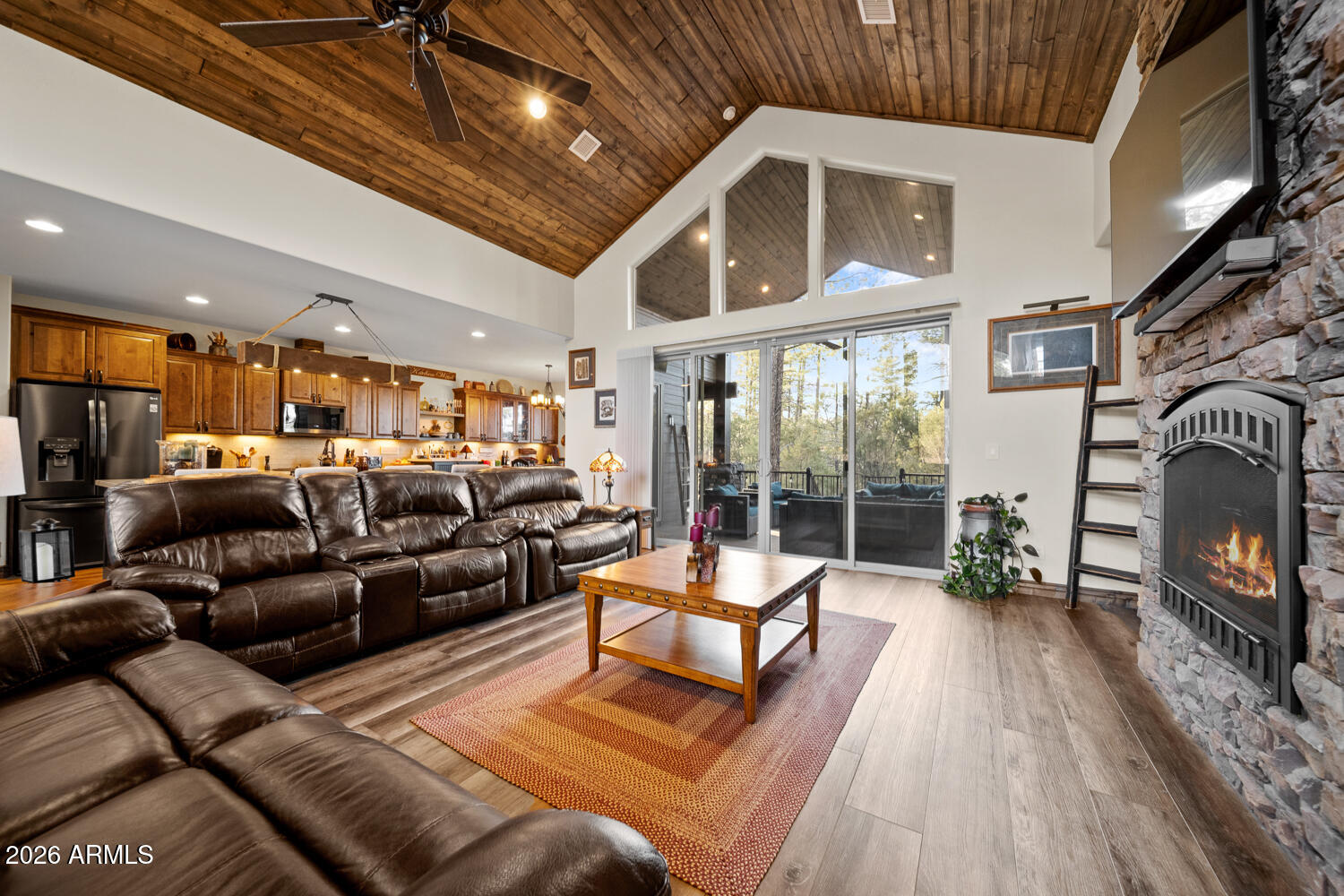 Torreon Lakes - Residential