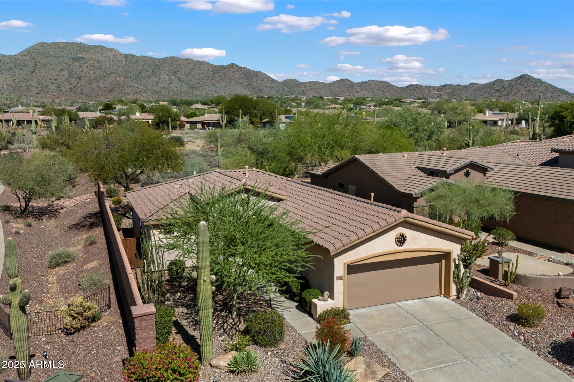 ANTHEM COUNTRY CLUB UNIT 13 EAGLE CHASE - Residential
