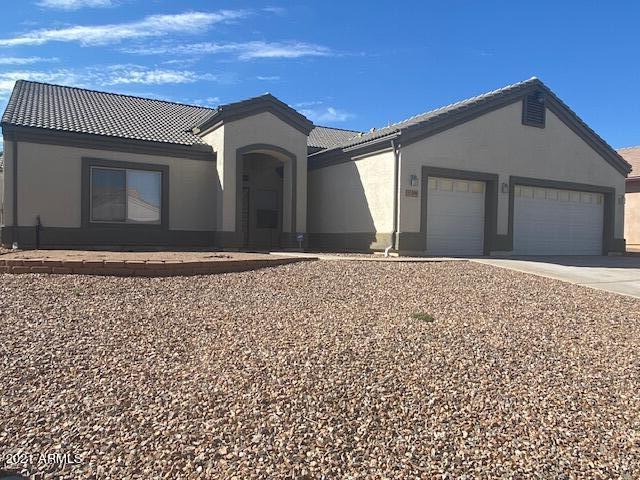 CASAS ADOBE - Residential