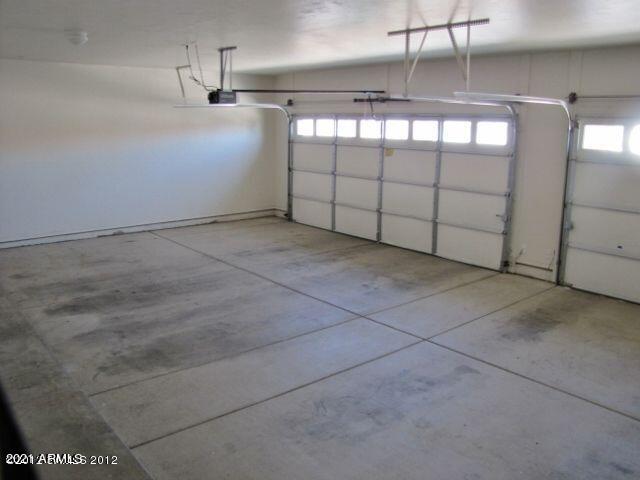 CASAS ADOBE - Residential